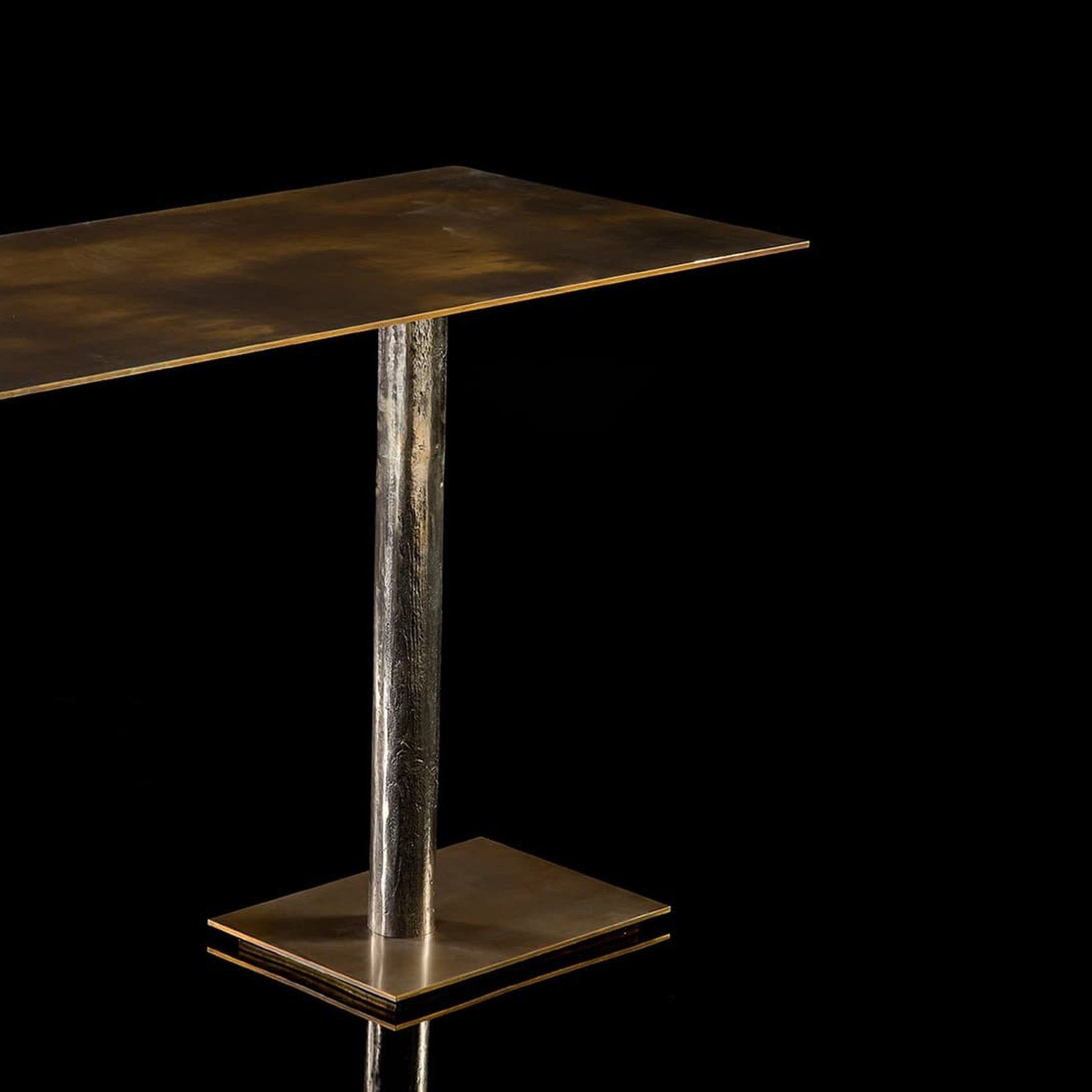 Twistable Console gallery detail image