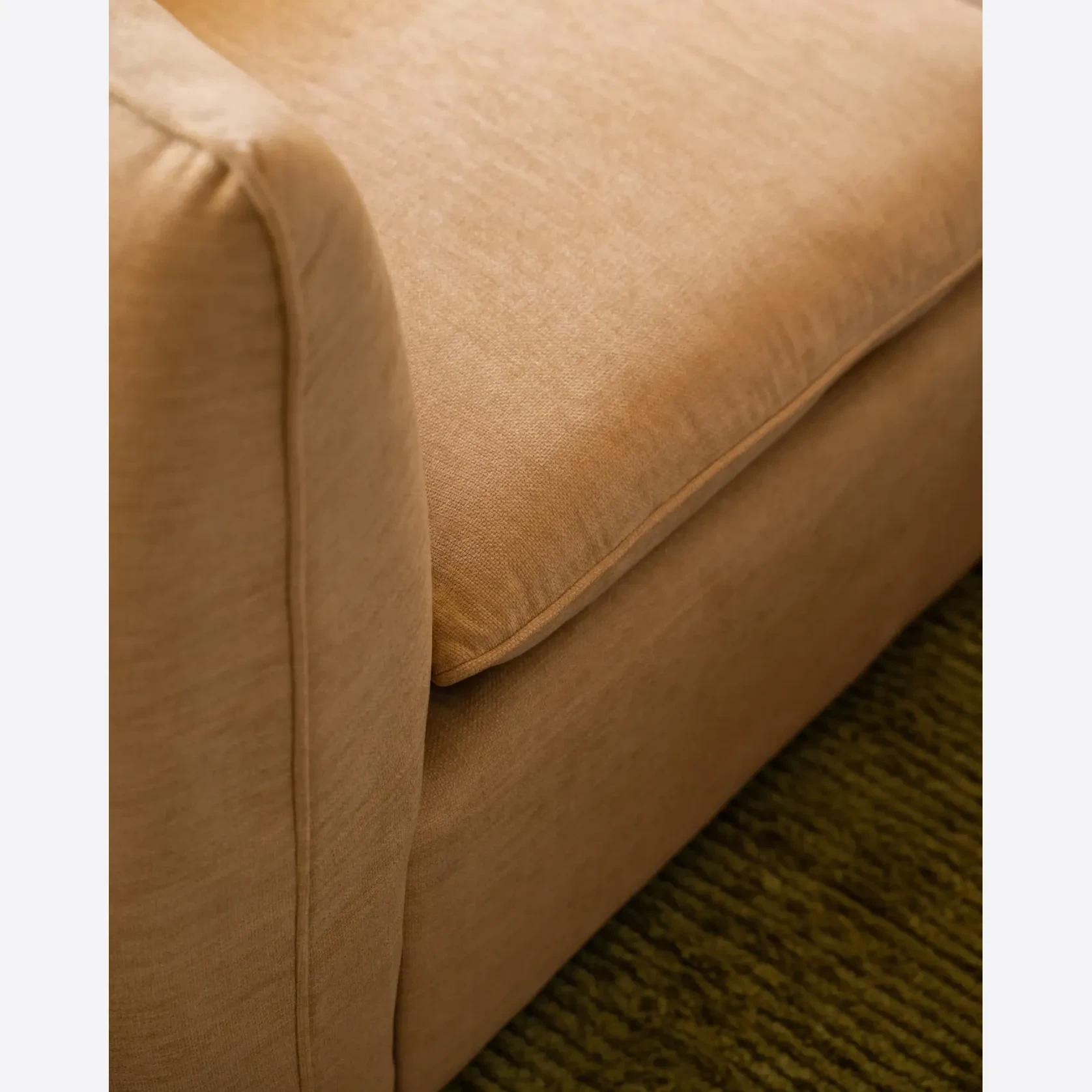 Muro 4 Seater Chaise Sofa - Silas Honey gallery detail image