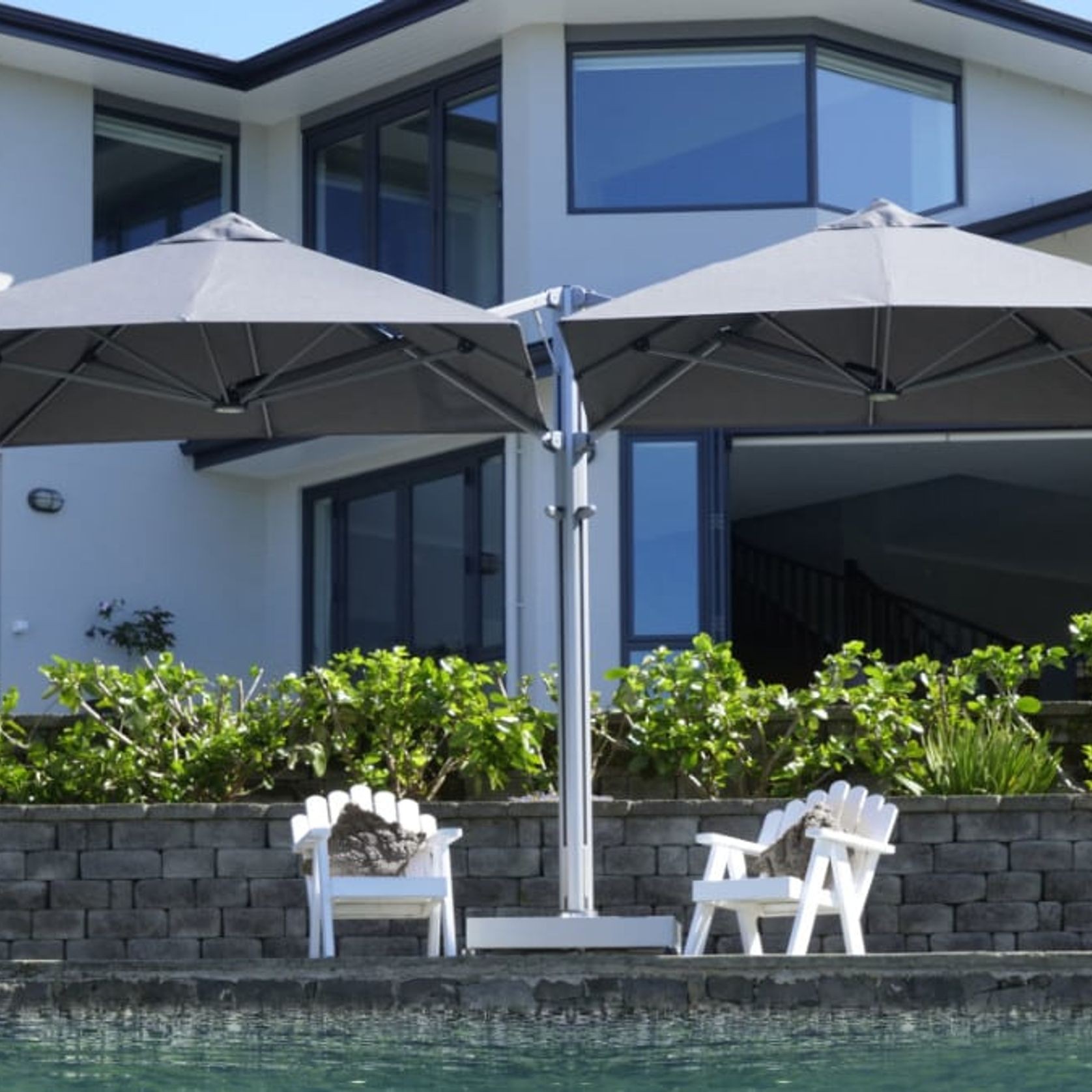 Shadowspec Unity Multi-Canopy Cantilever Umbrella gallery detail image