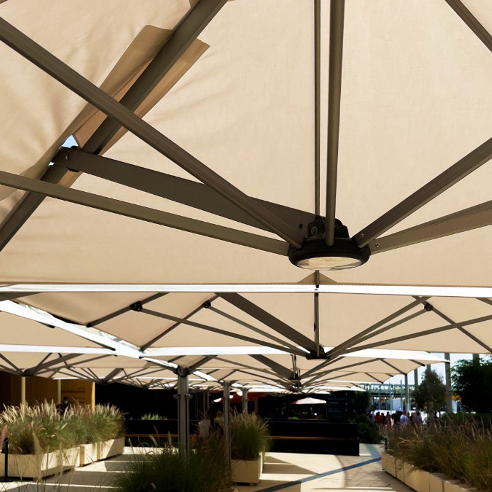 Shadowspec Unity Multi-Canopy Cantilever Umbrella gallery detail image