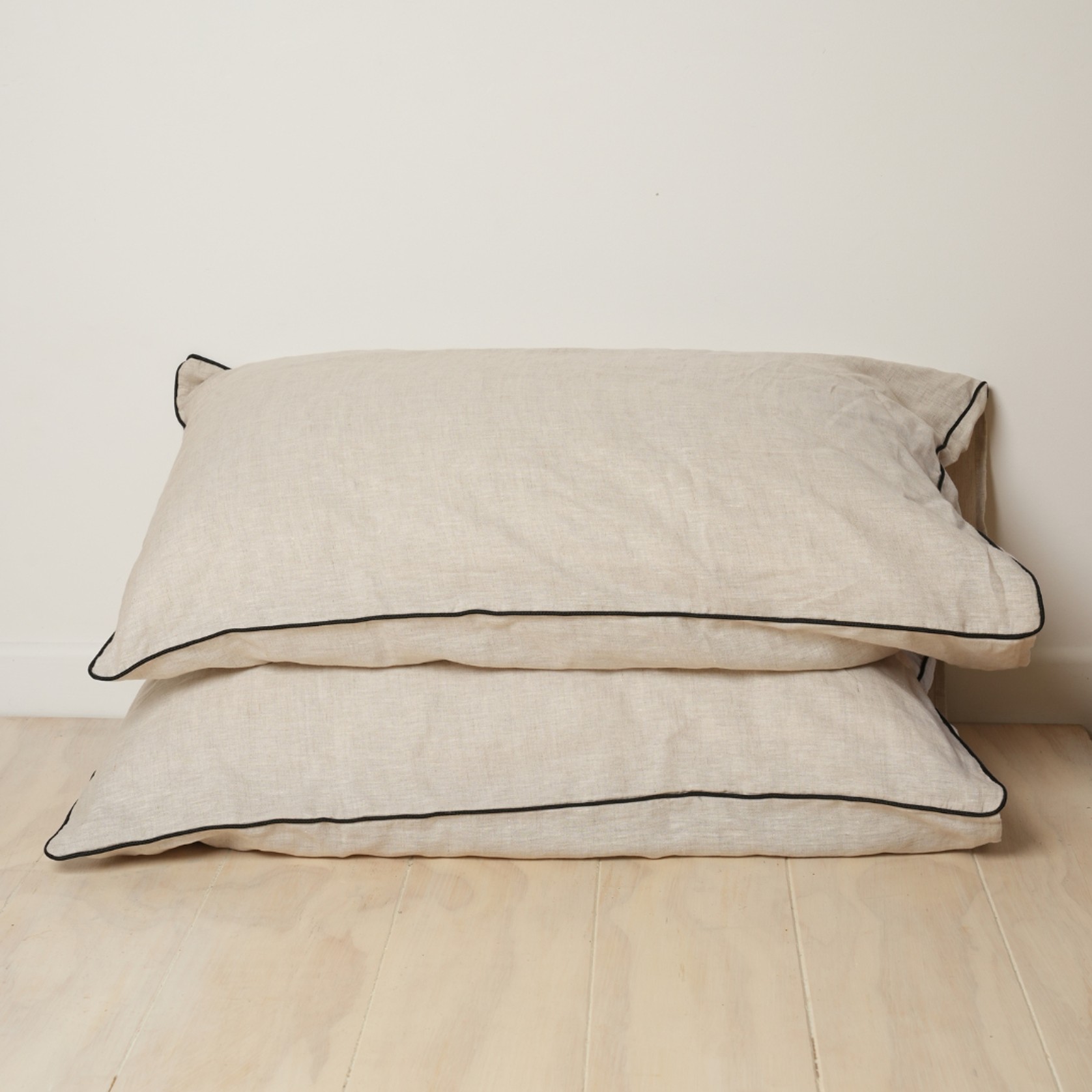 100% French Linen Piped Pillowcase Pair- Natural Oat/ Black gallery detail image