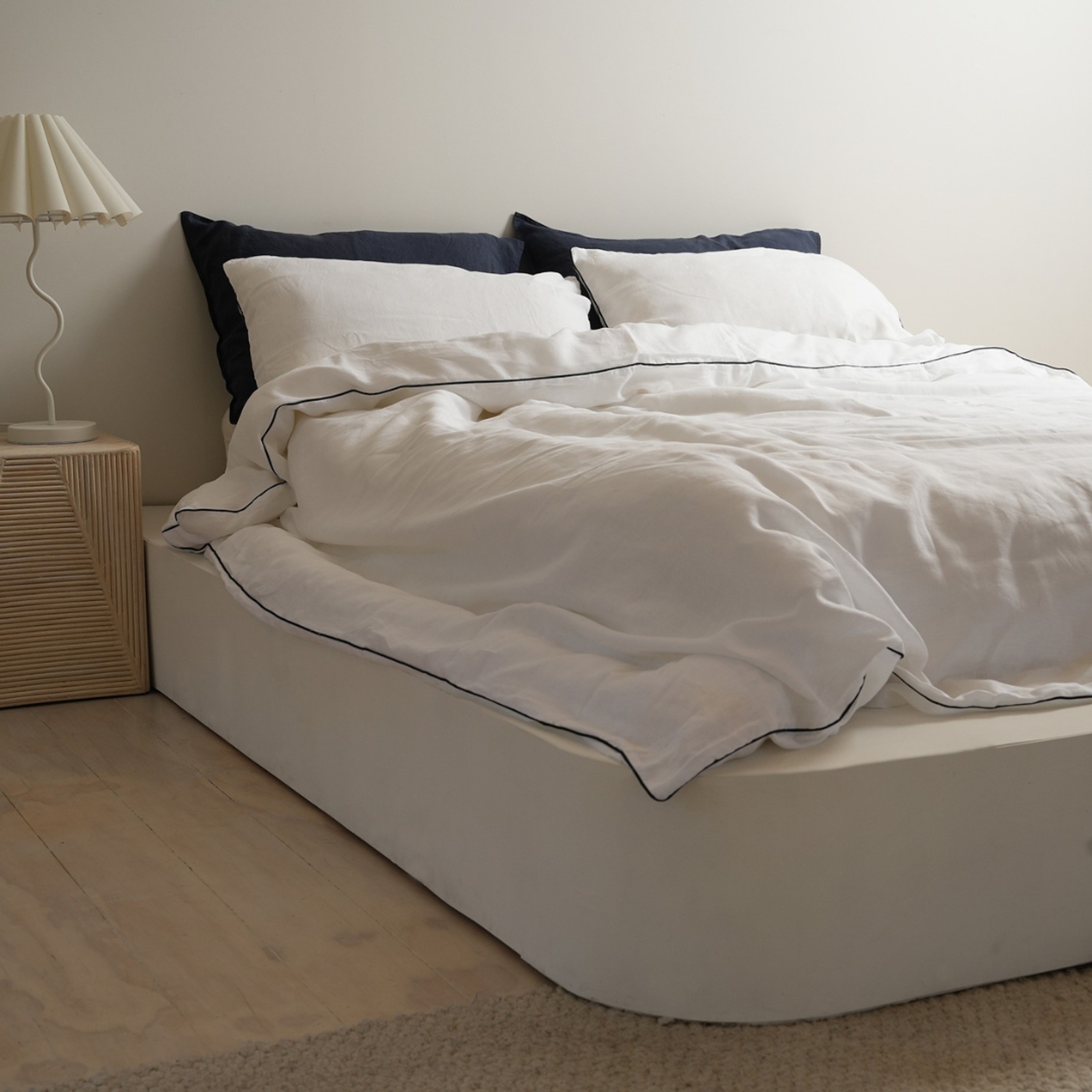100% French Flax Linen Piped Duvet Cover Set - White/ Navy gallery detail image