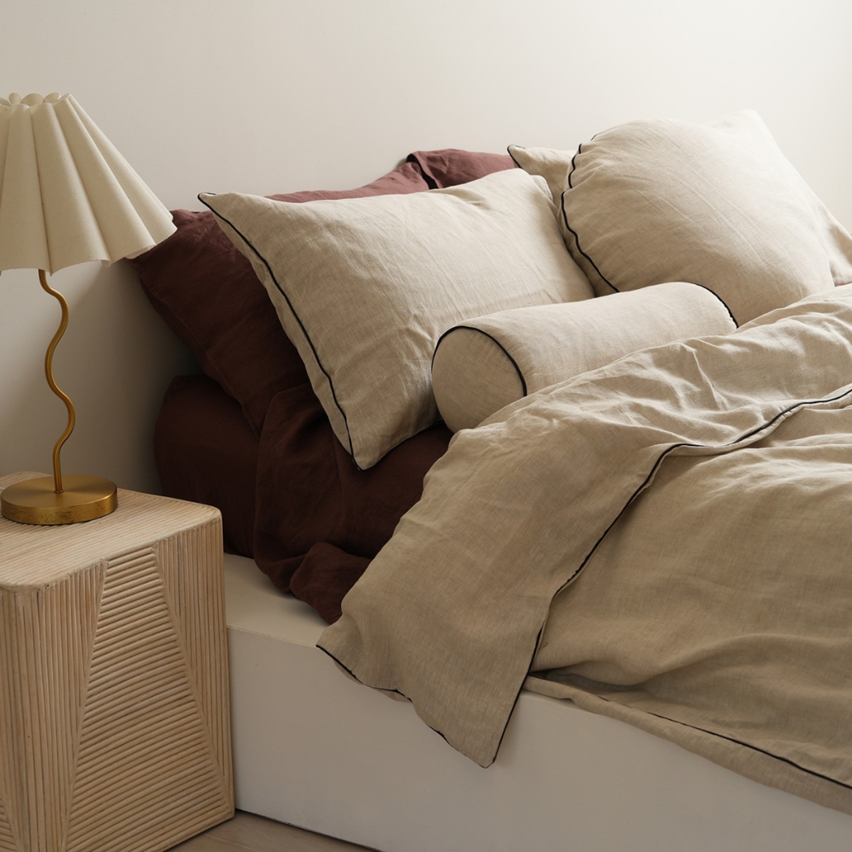 100% French Flax Linen Piped Duvet Cover Set - Natural Oat /Black gallery detail image