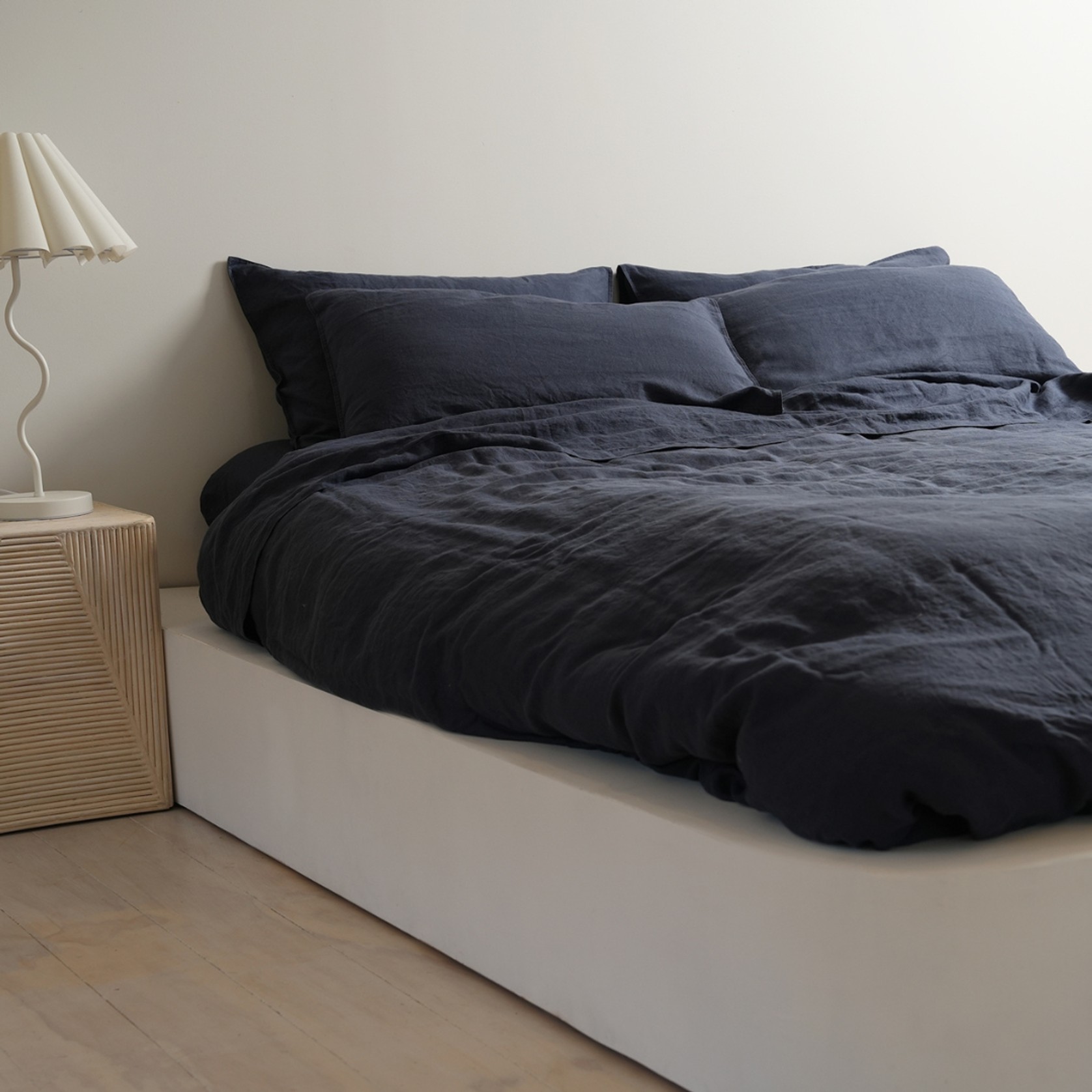 100% French Flax Linen Duvet Cover Set - Midnight gallery detail image