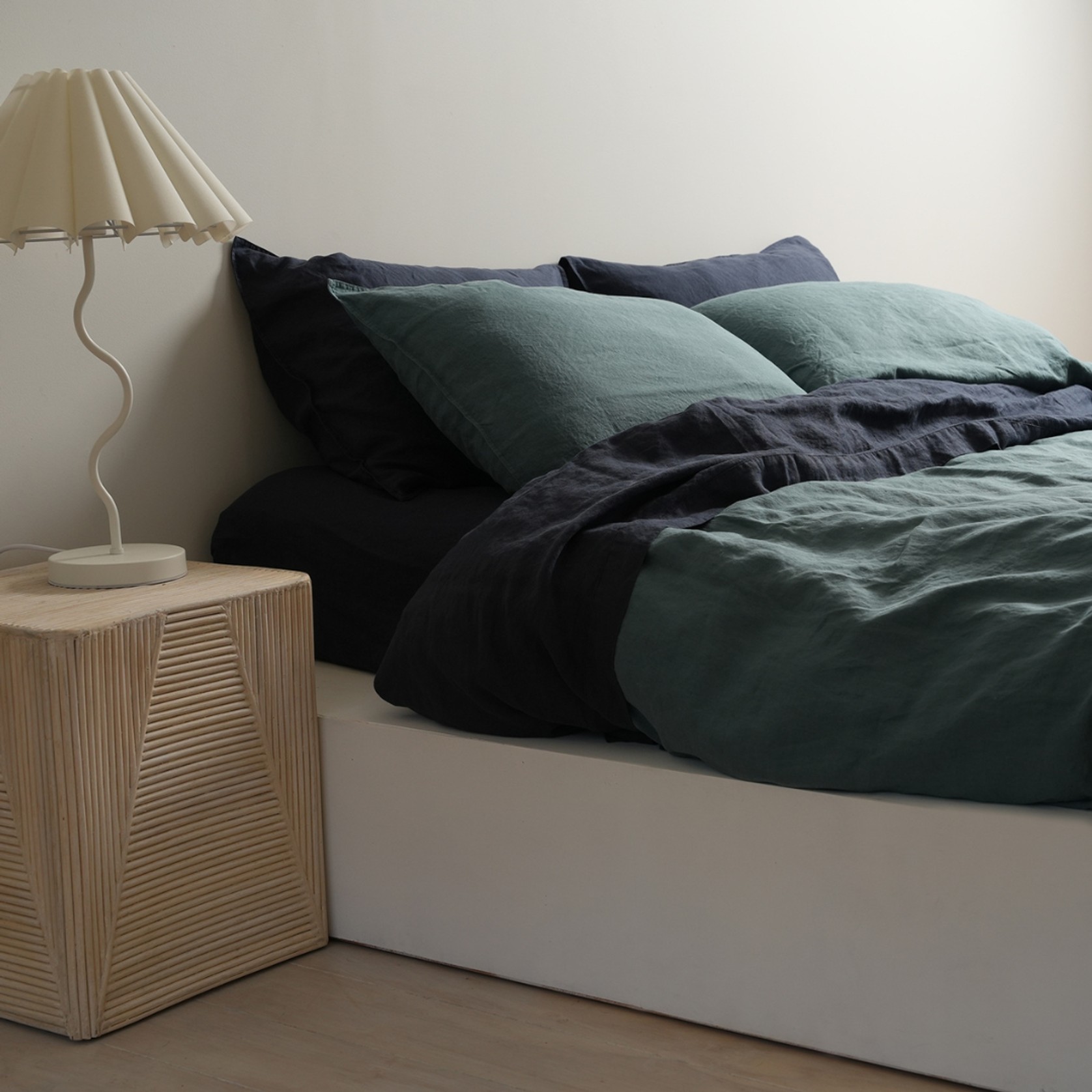 100% French Flax Linen Duvet Cover Set - Lagoon gallery detail image