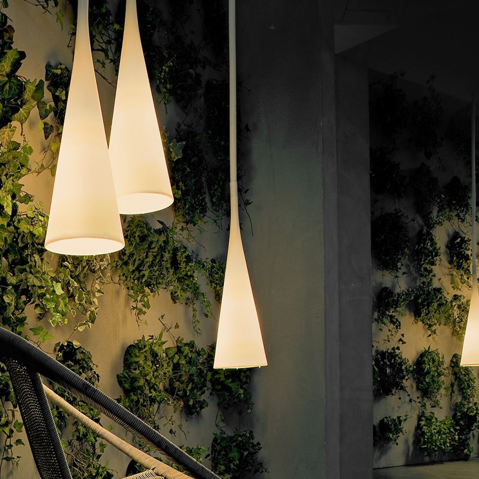 Uto Suspension/Table Lamp gallery detail image