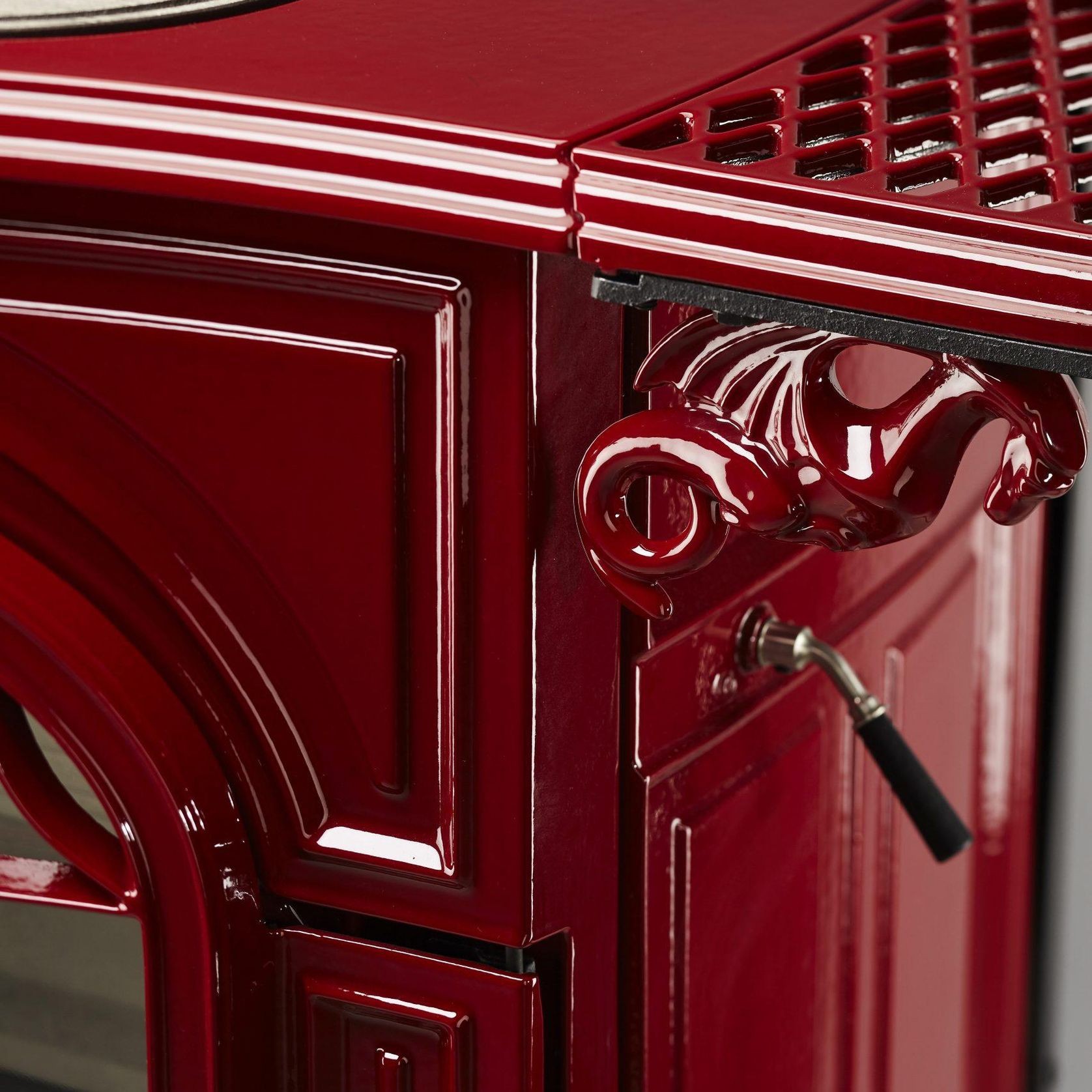 Vermont Castings Defiant Wood Stove Bordeaux Enamel gallery detail image