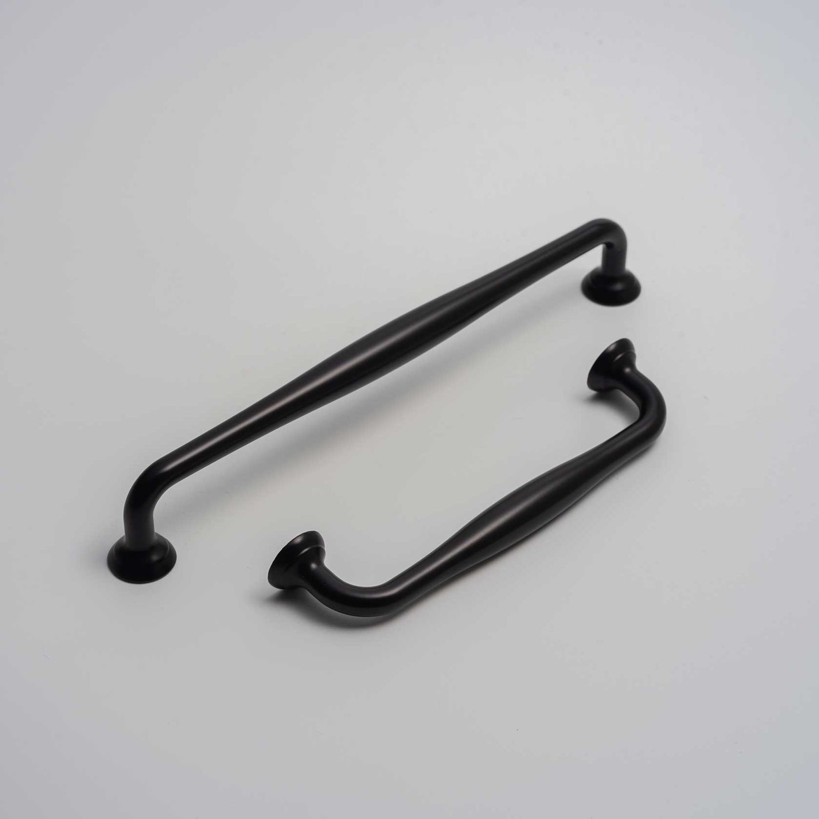 Kitchen hamptons handles Mackay Matt black/Brushed brass/Brushed nickel/Chrome gallery detail image