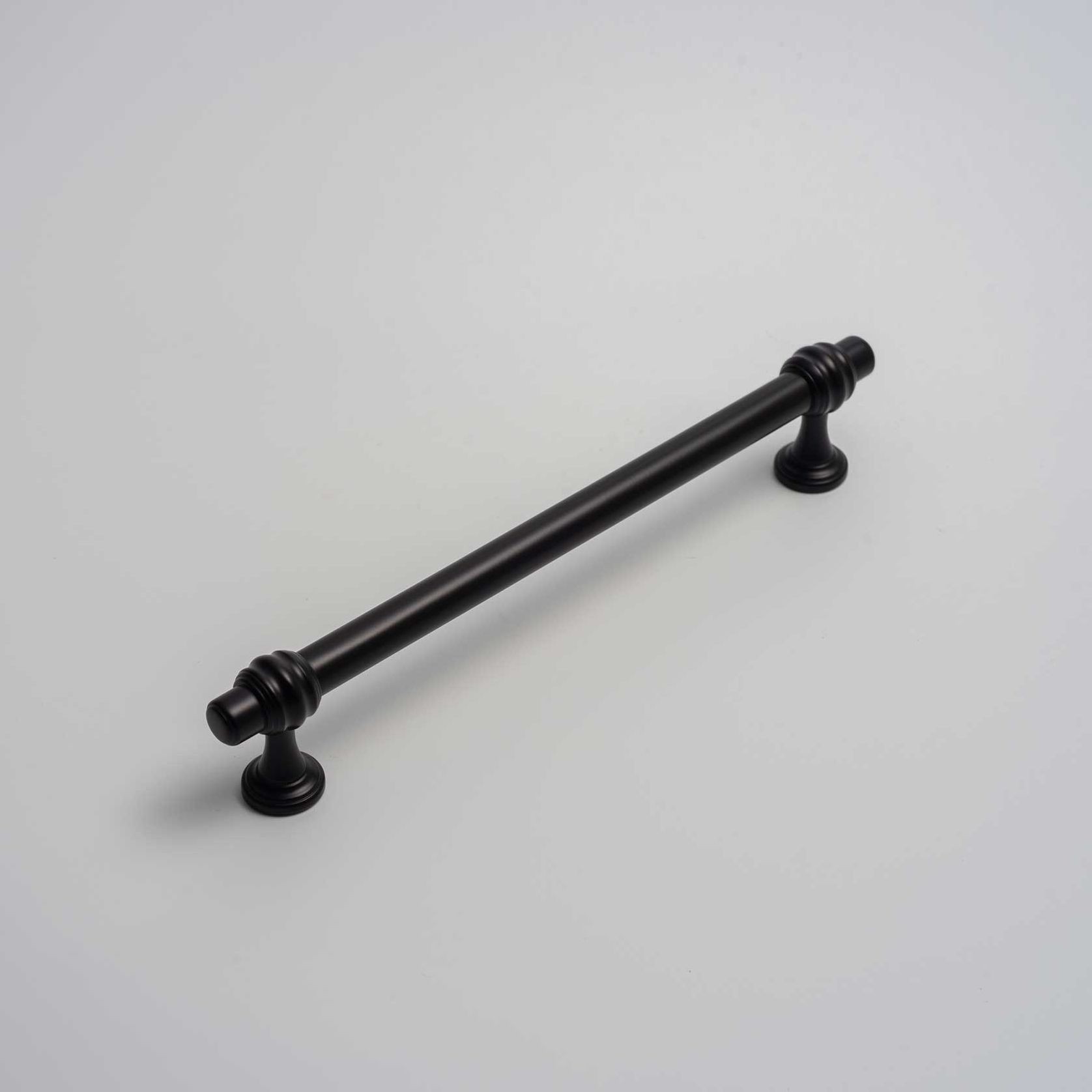 KT&CO Hampton style kitchen handles hamilton Murray Beach chrome/nickel/ brass /black gallery detail image