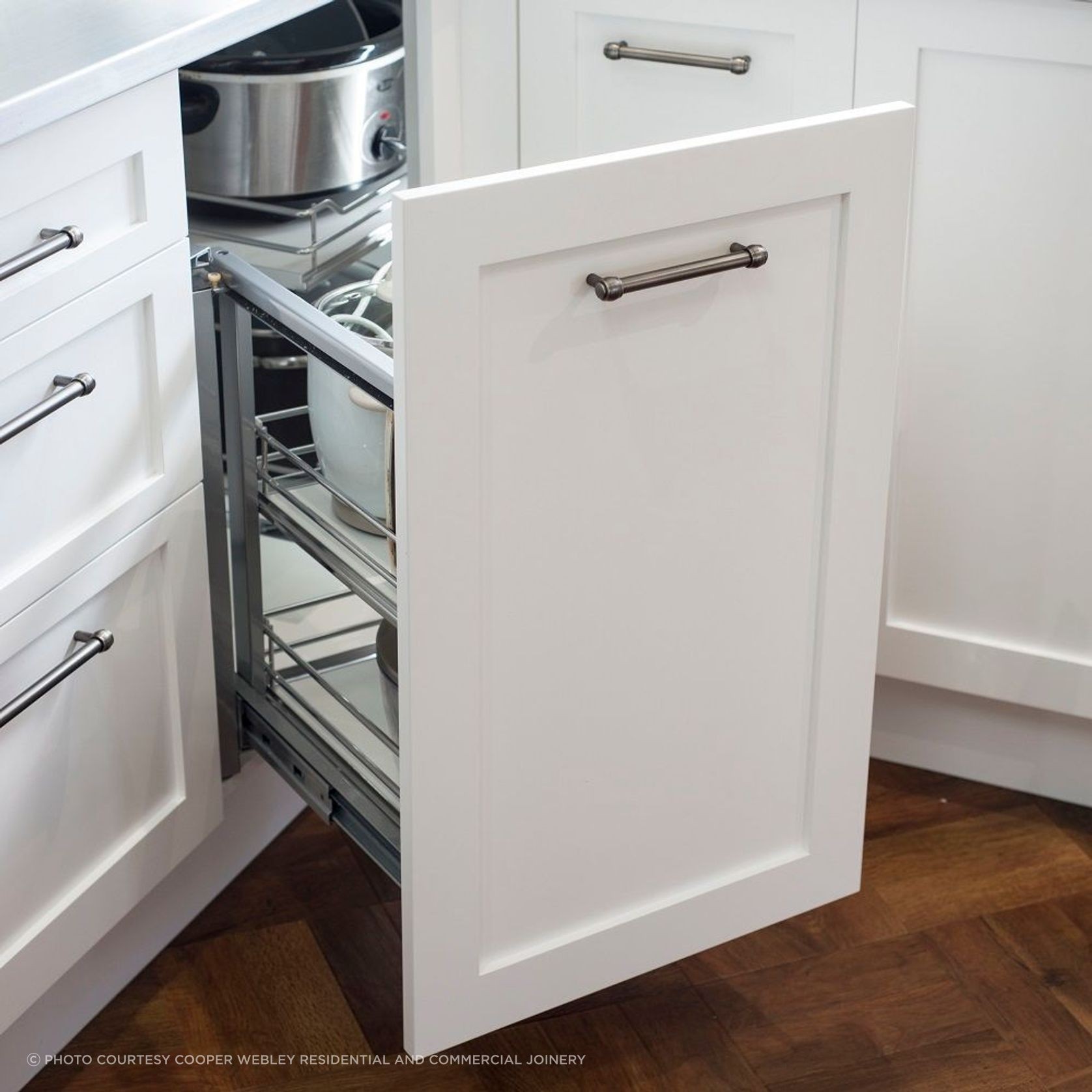 VS COR Fold Pull Out for Blind Corner Cabinets gallery detail image