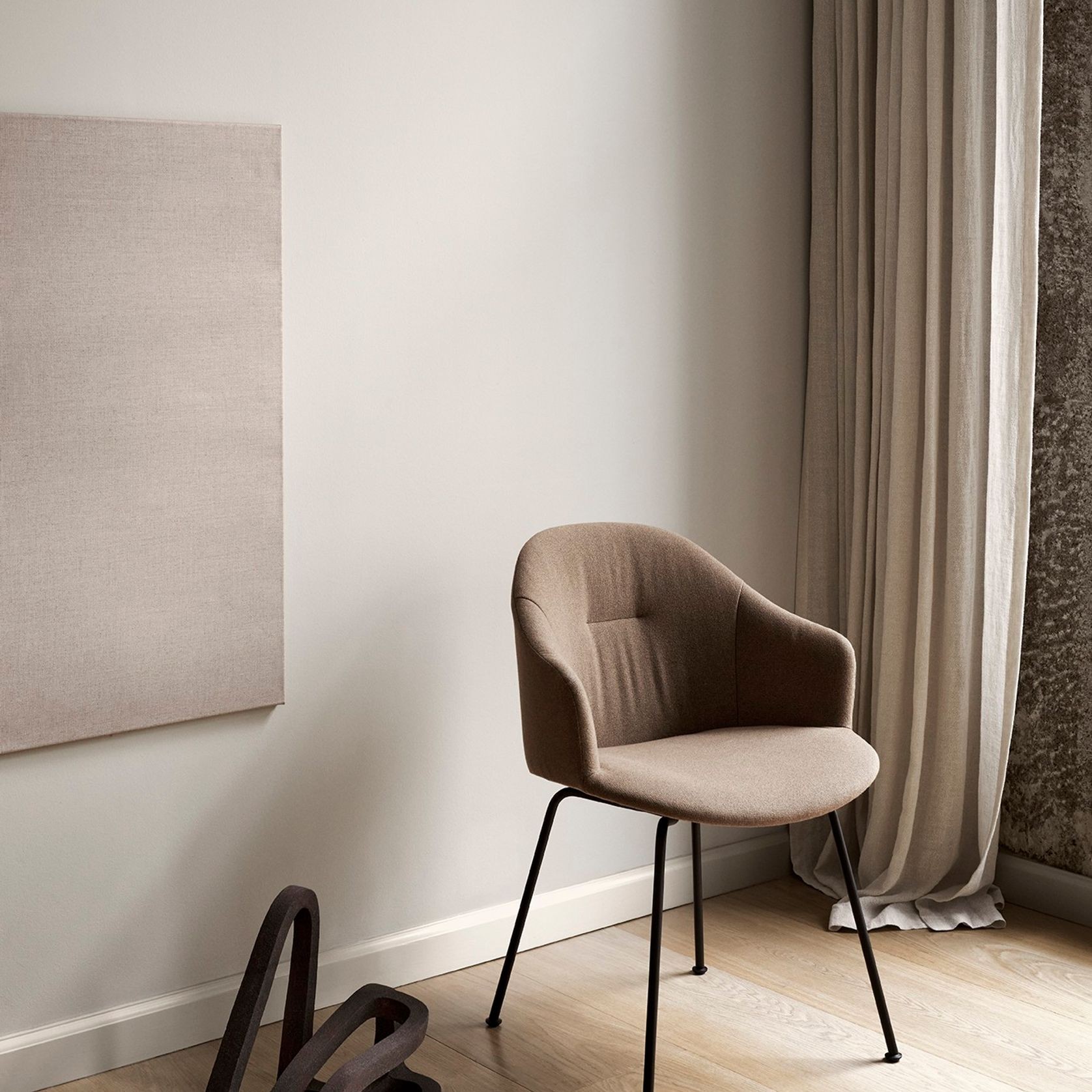 Versu Chair gallery detail image