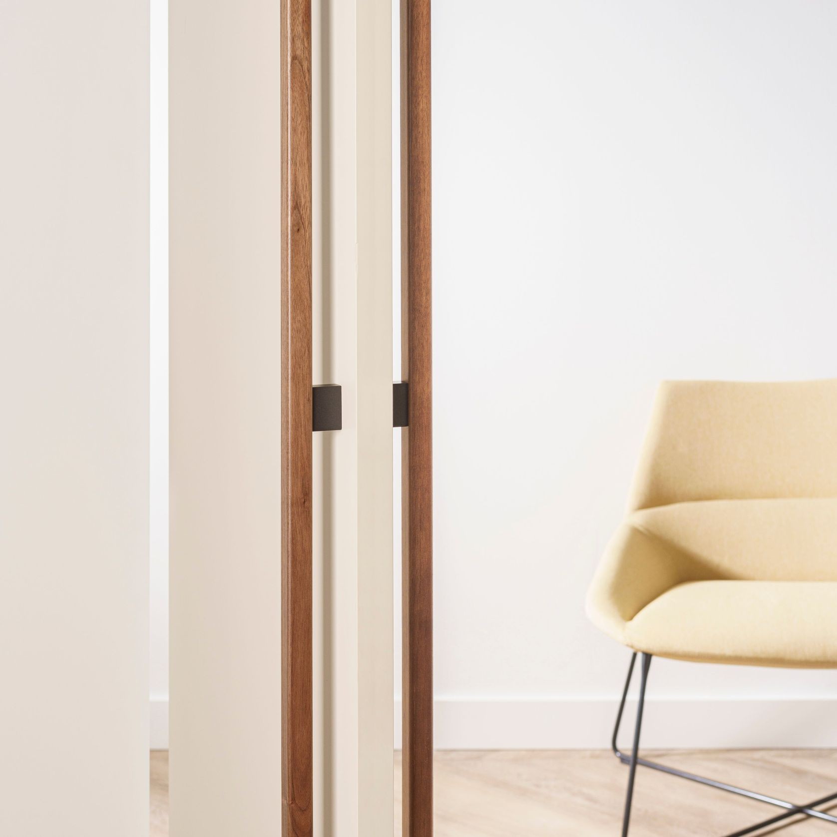 DUO BIG Cabinet Handle gallery detail image