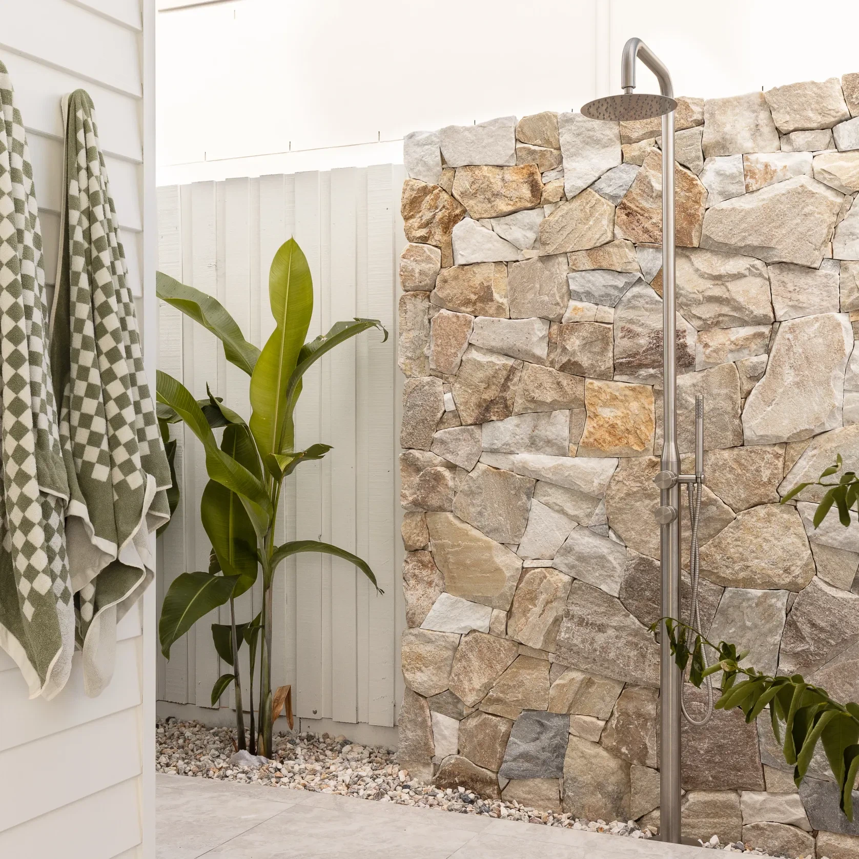 Sola Freestanding Outdoor Shower Set gallery detail image