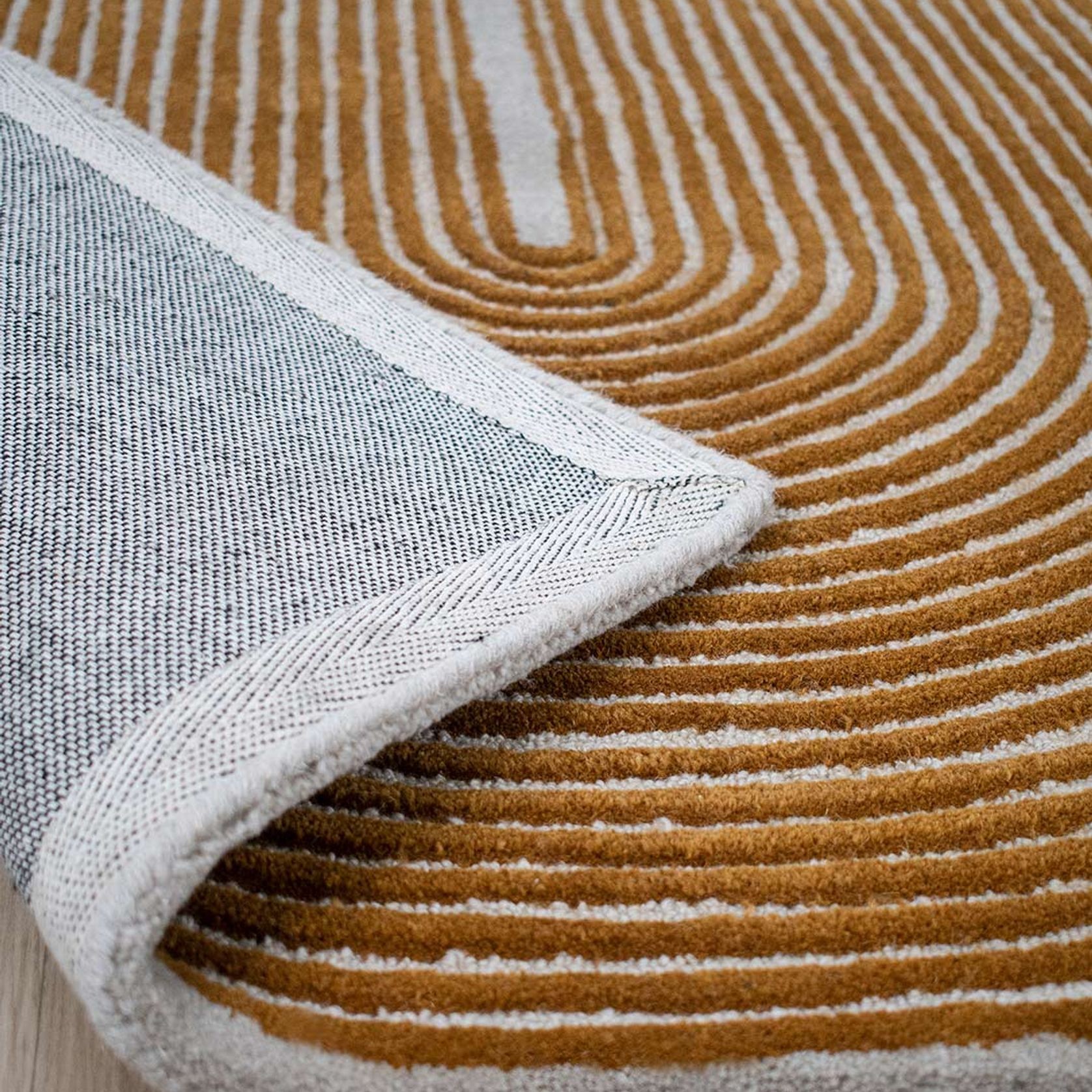 Viper Rug | Golden gallery detail image