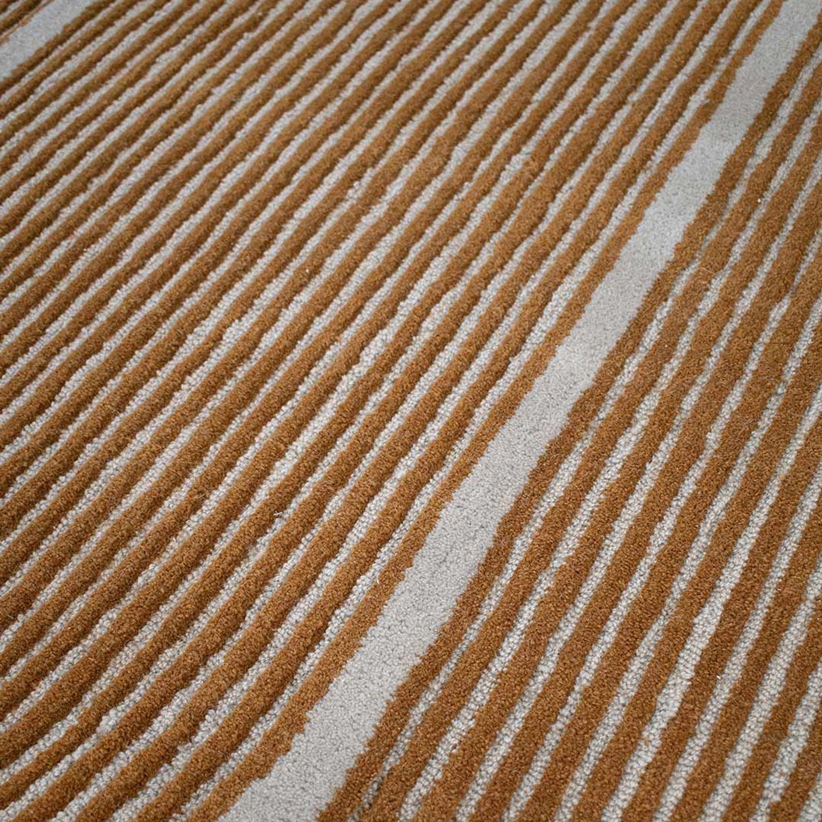 Viper Rug | Golden gallery detail image
