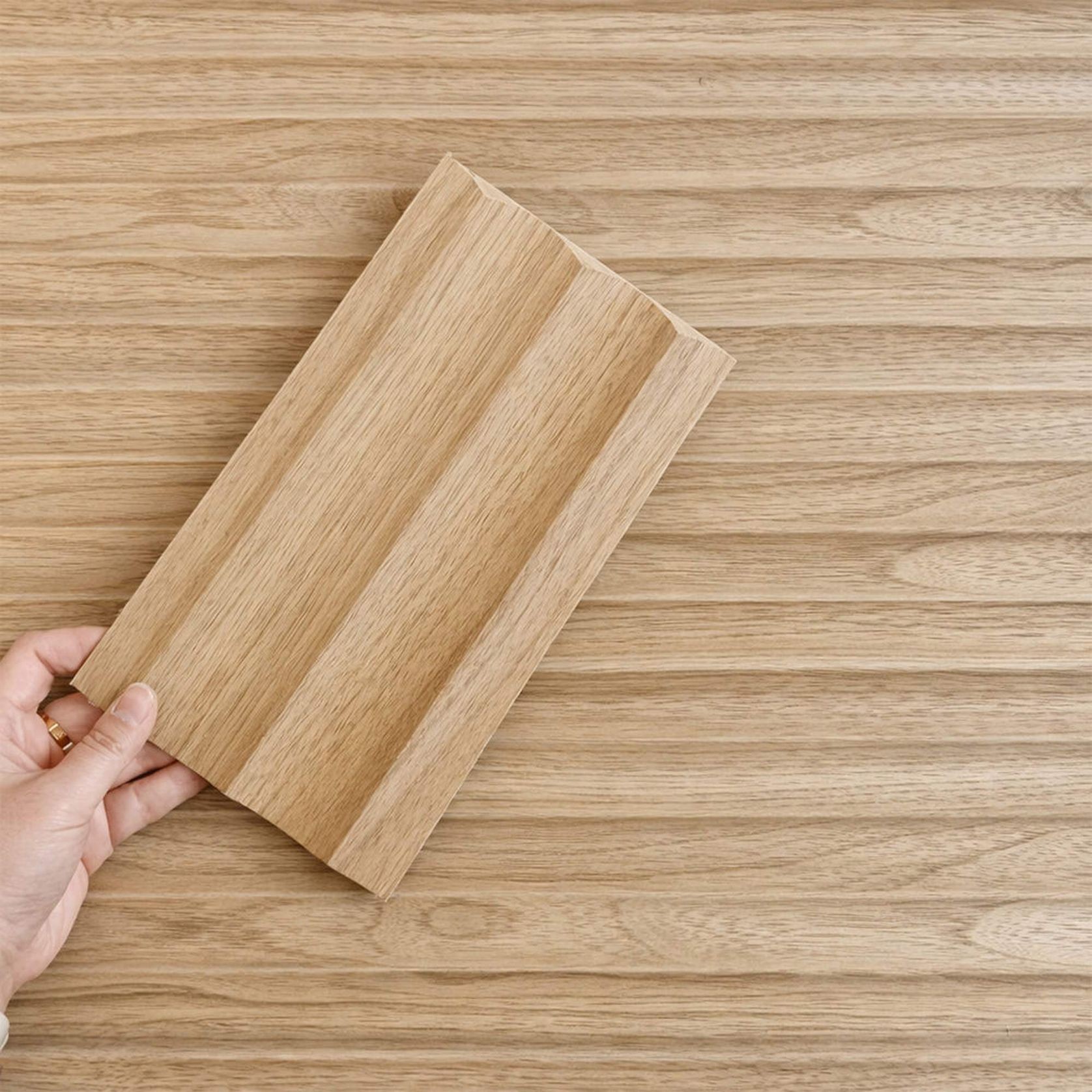 WOODFLEX® FLOW Flexible Wooden Wall Panel - Oak Veneer - 2700mm x 600mm - Wave 37.5mm gallery detail image