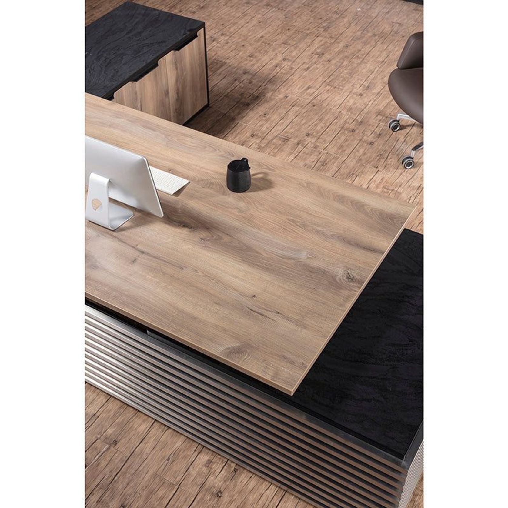 PHOENIX 2.0 - Sit Stand Electric Lift Executive Desk with Right Return 2.8m - Warm Oak & Black gallery detail image
