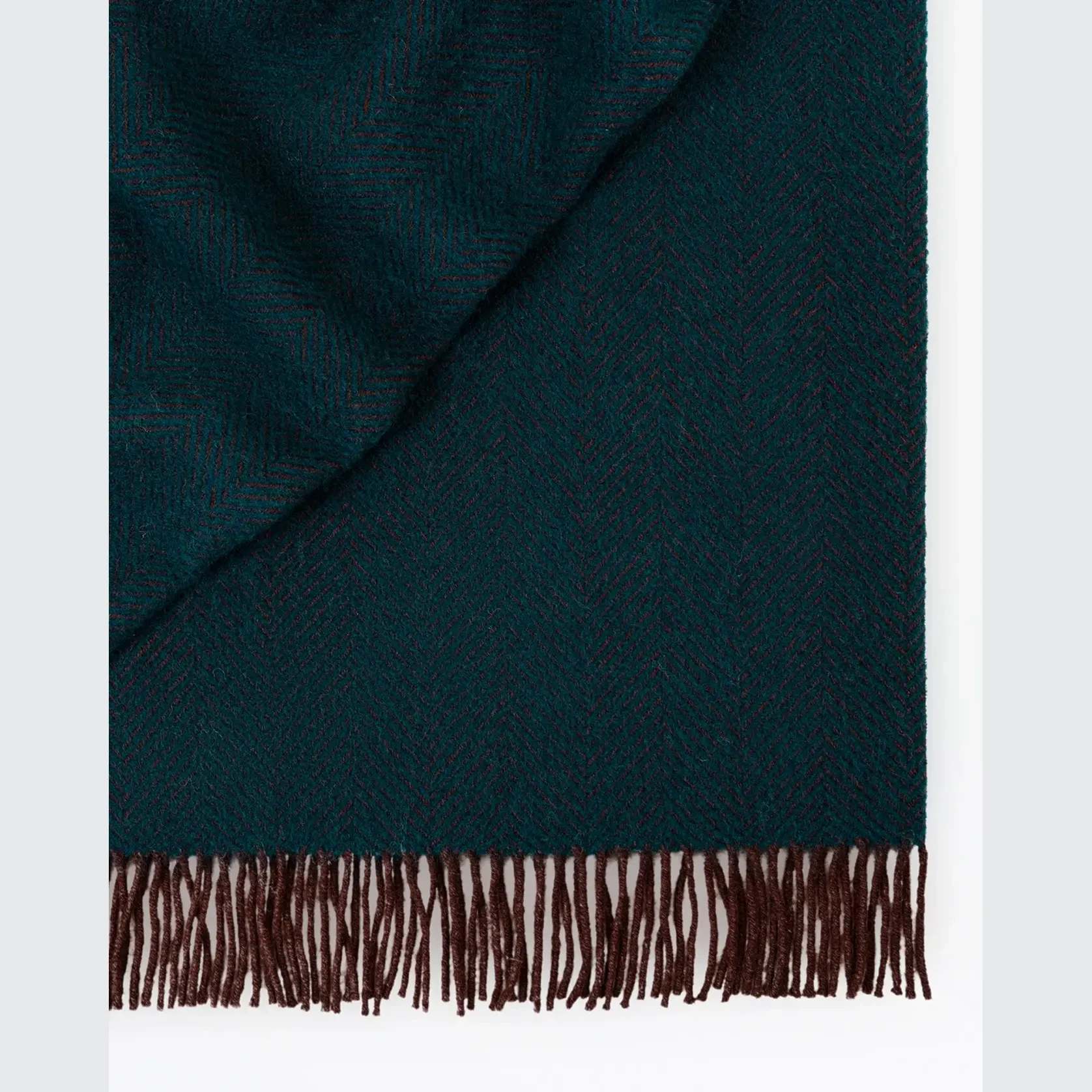 Weave Home Lerwick Throw Blanket - Hunter | NZ Wool gallery detail image
