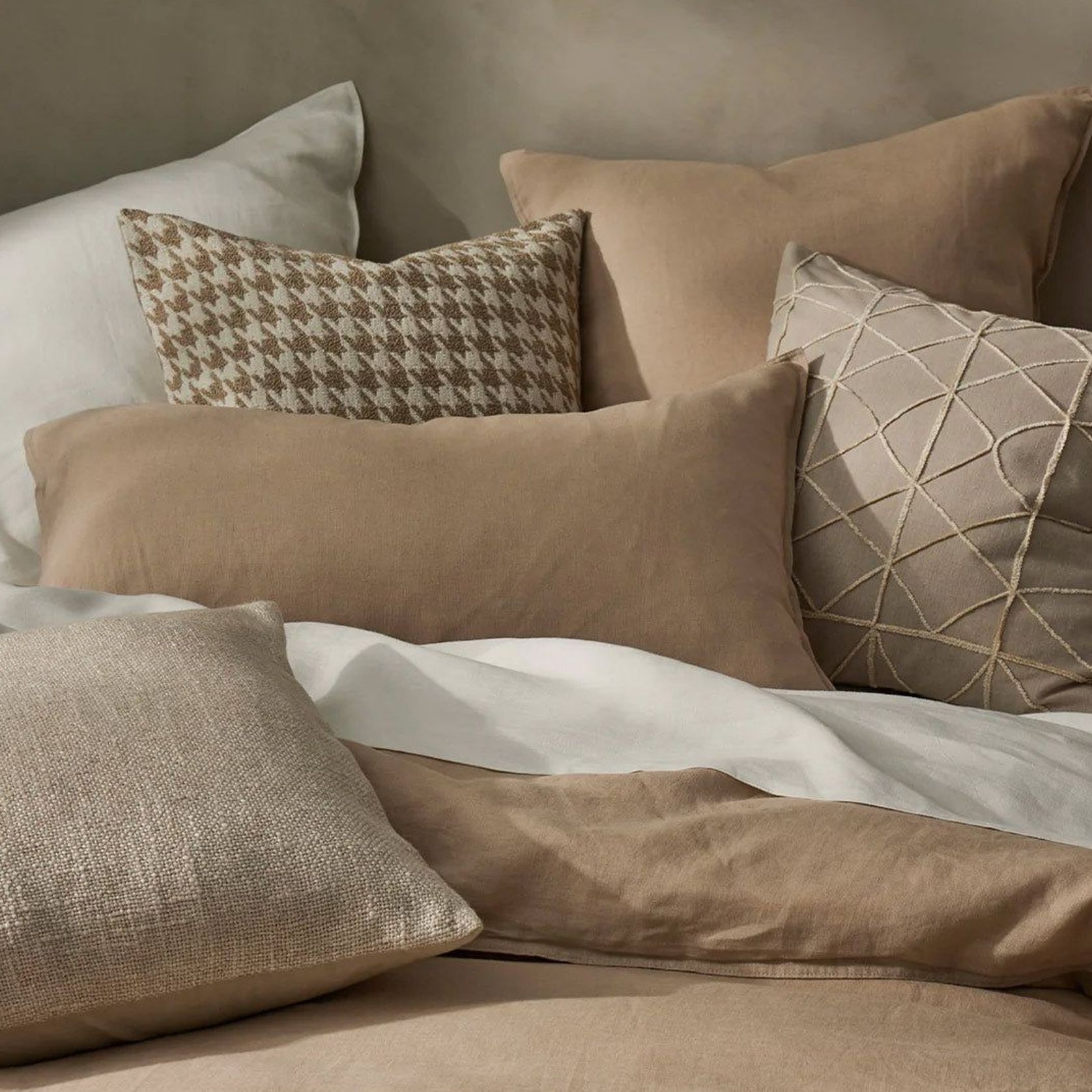Weave Home Giovanni Cushion - Oatmeal | Bouclé Houndstooth gallery detail image