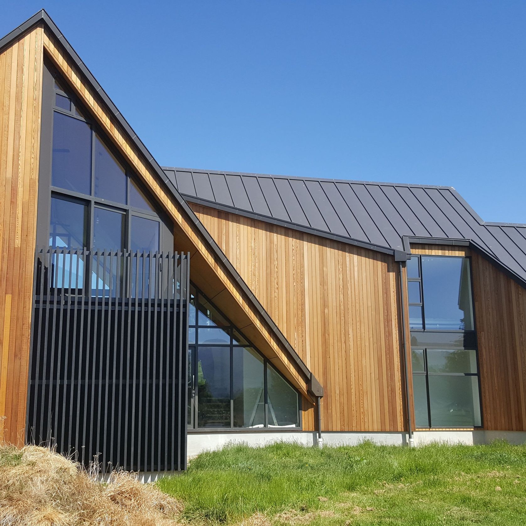 ITI CertClad Weatherboards - WR Cedar gallery detail image