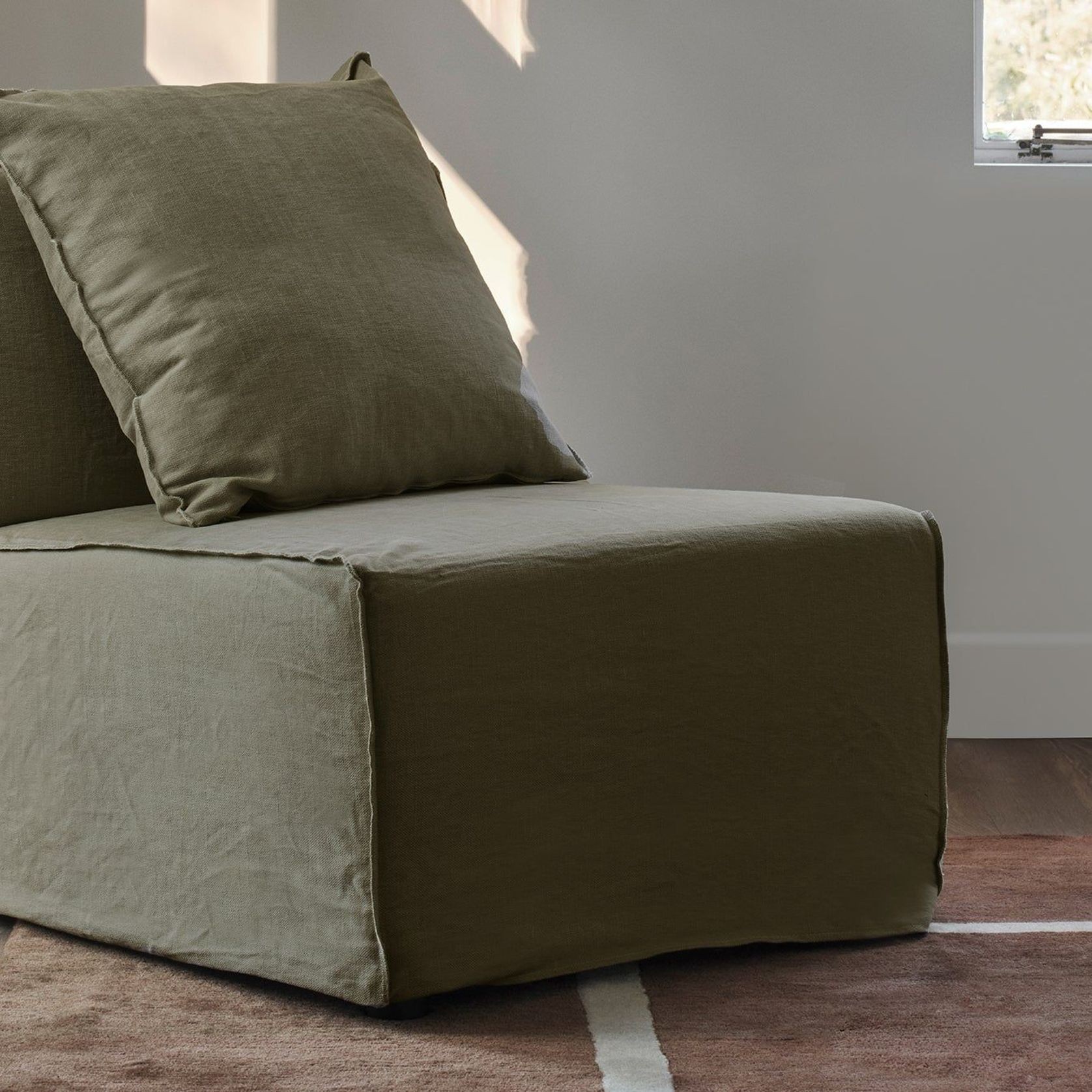 Joe Slipper Chair gallery detail image