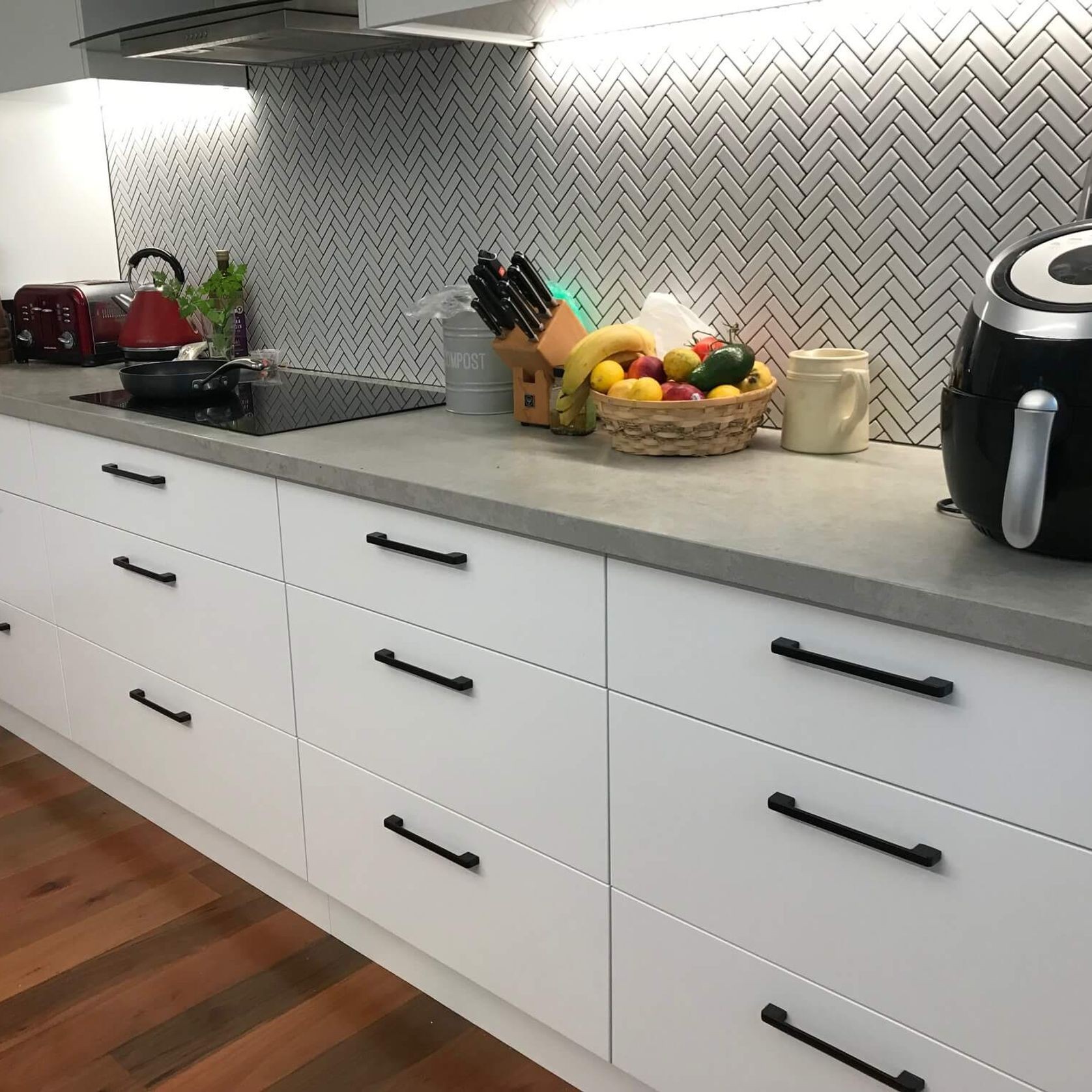 Kitchen handles melbourne Matt black /Brushed brass/Brushed nickel/Chrome gallery detail image
