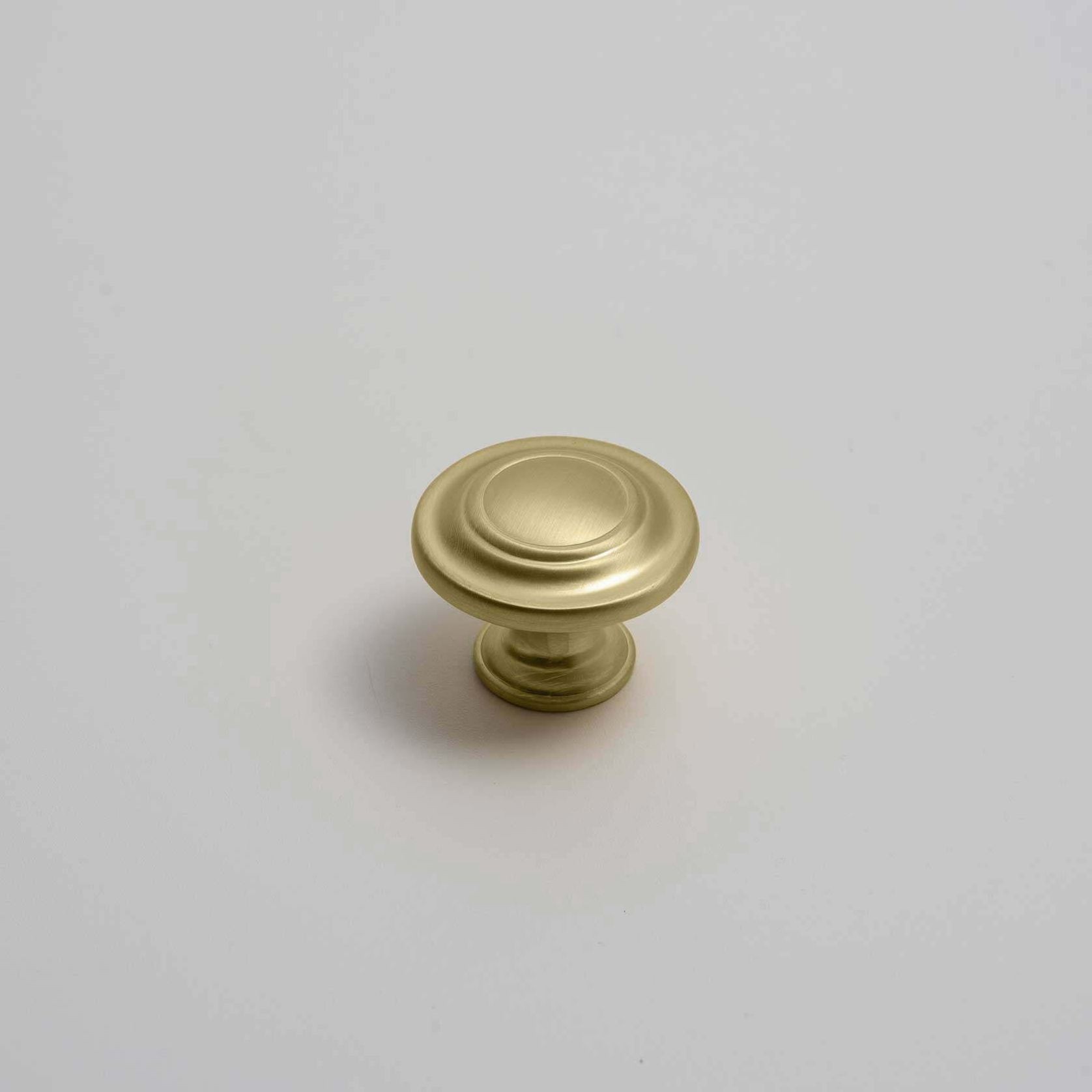 KT&CO Kitchen hampton knobs Tweed Heads Matt black / brushed brass /Brushed nickel /Chrome gallery detail image