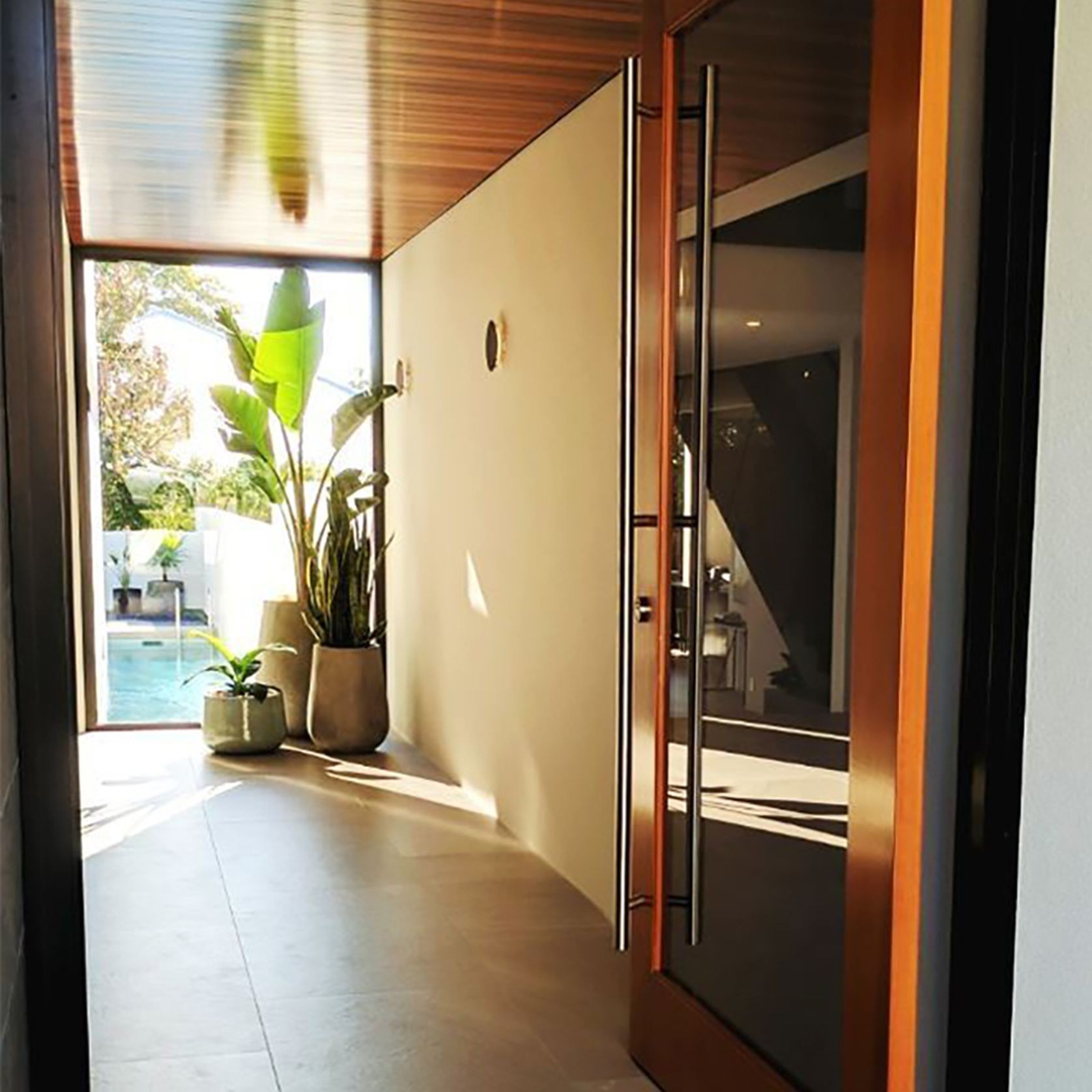 Zanda Omega Offset Round Door Pull Handle gallery detail image