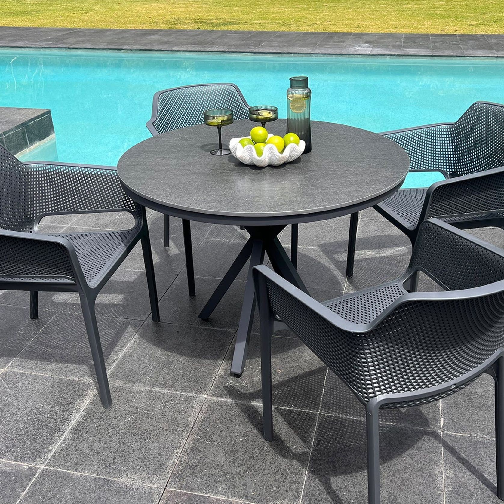 Adele Round Ceramic Table With Bailey Chairs 5pc Outdoor Dining Setting gallery detail image