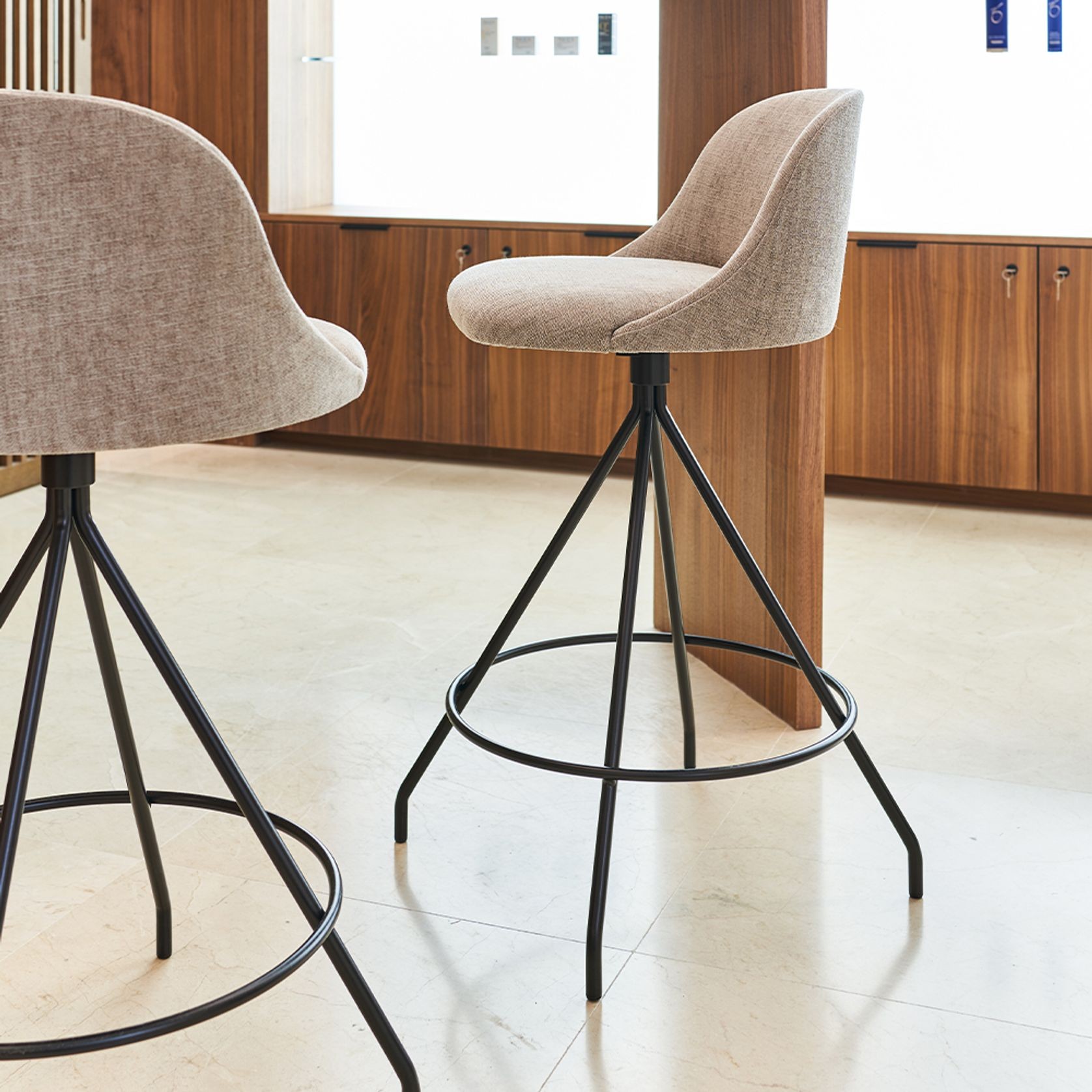 Aleta Bar Stool - Swivel gallery detail image