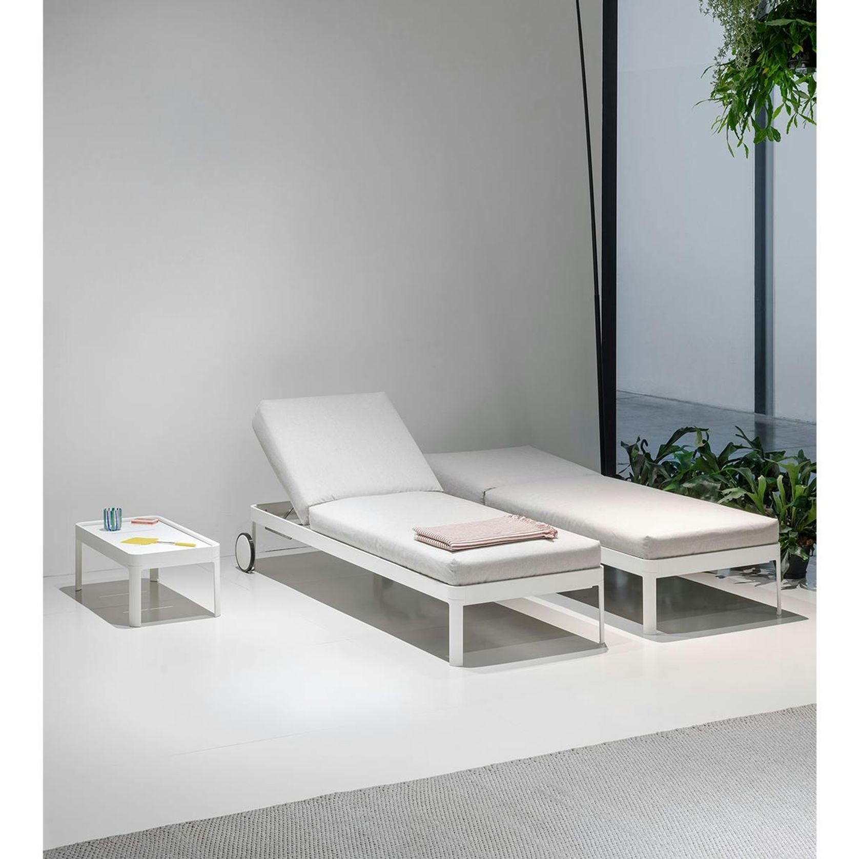Alualu Outdoor Daybed gallery detail image