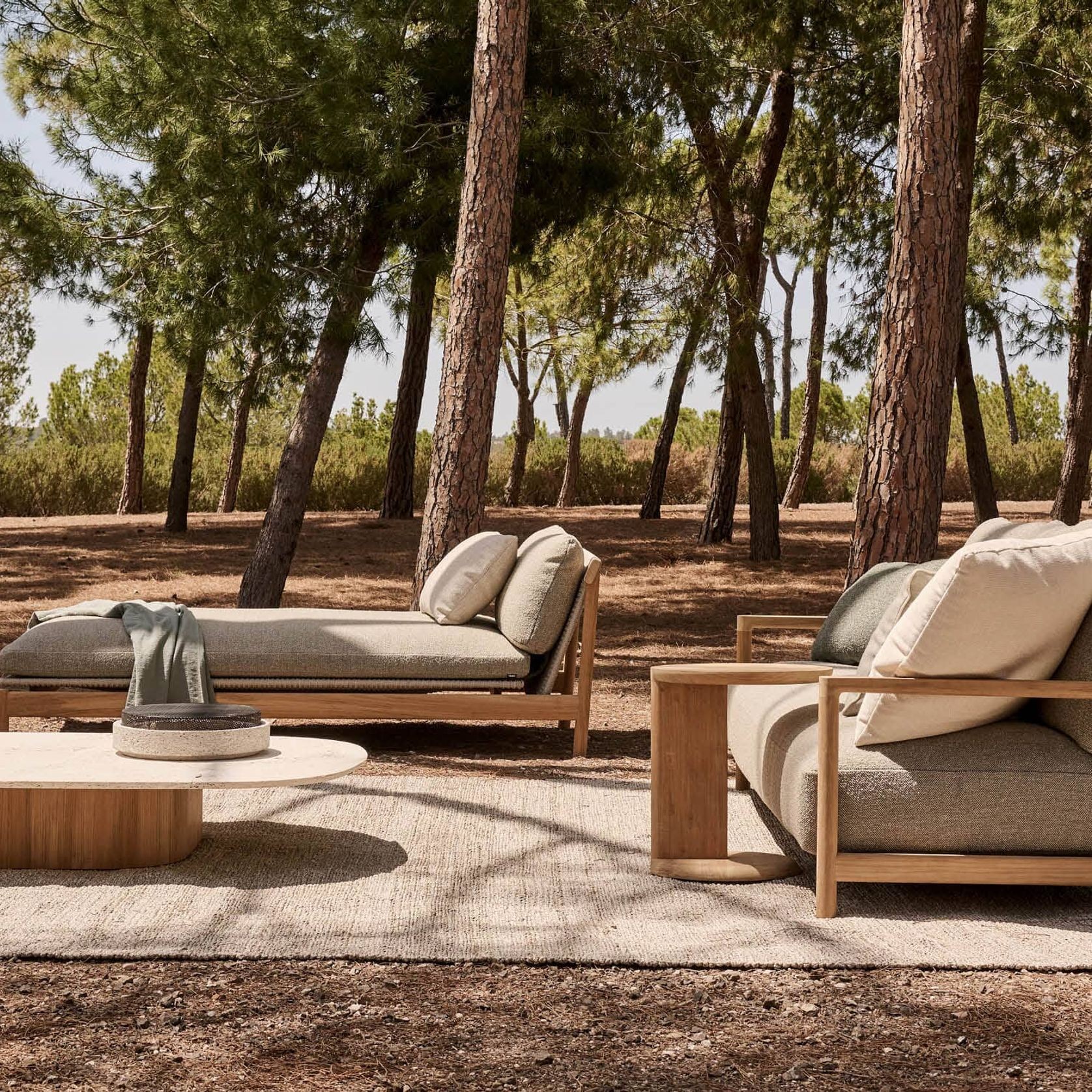 Amanu Daybed gallery detail image