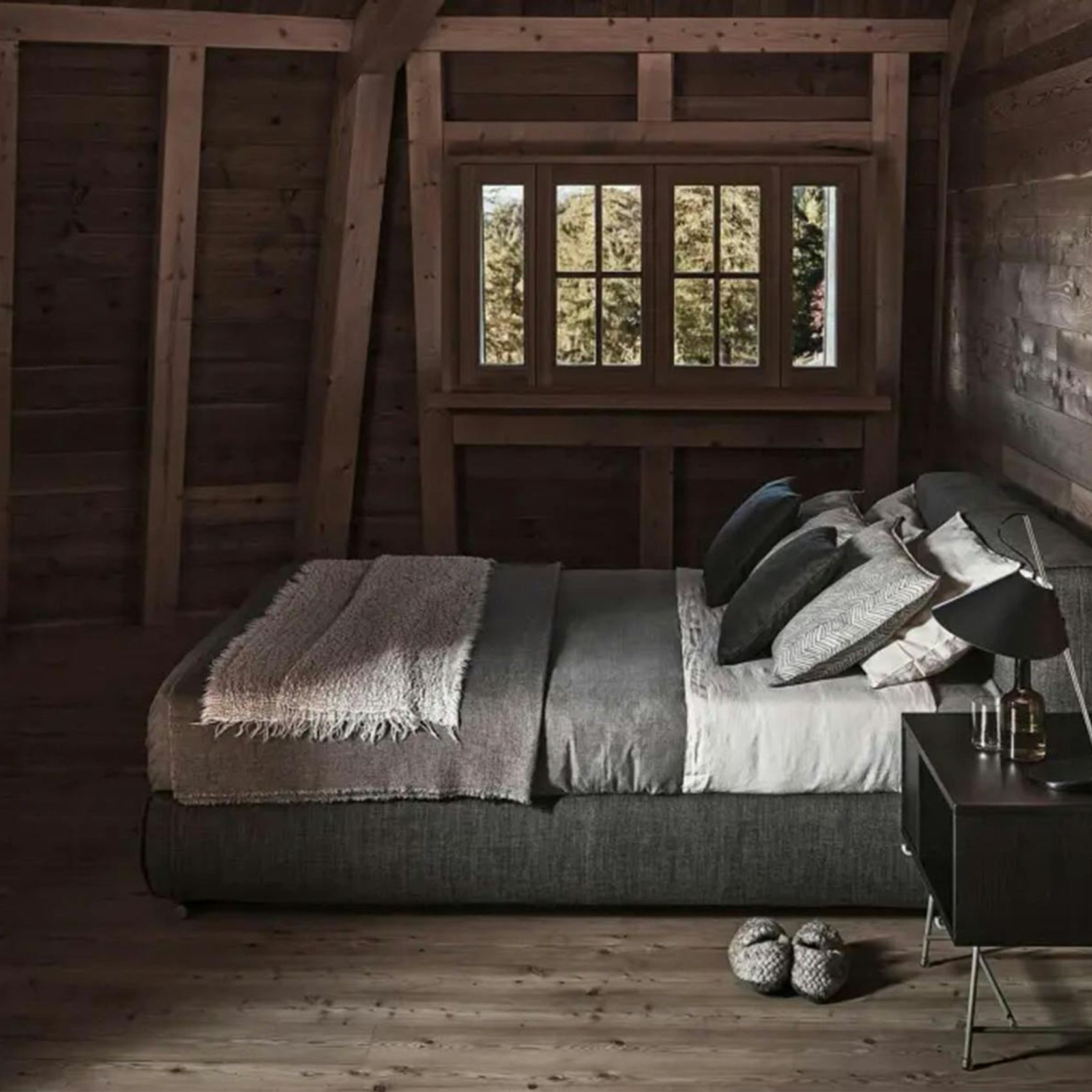 Asolo Bed By Flexform gallery detail image