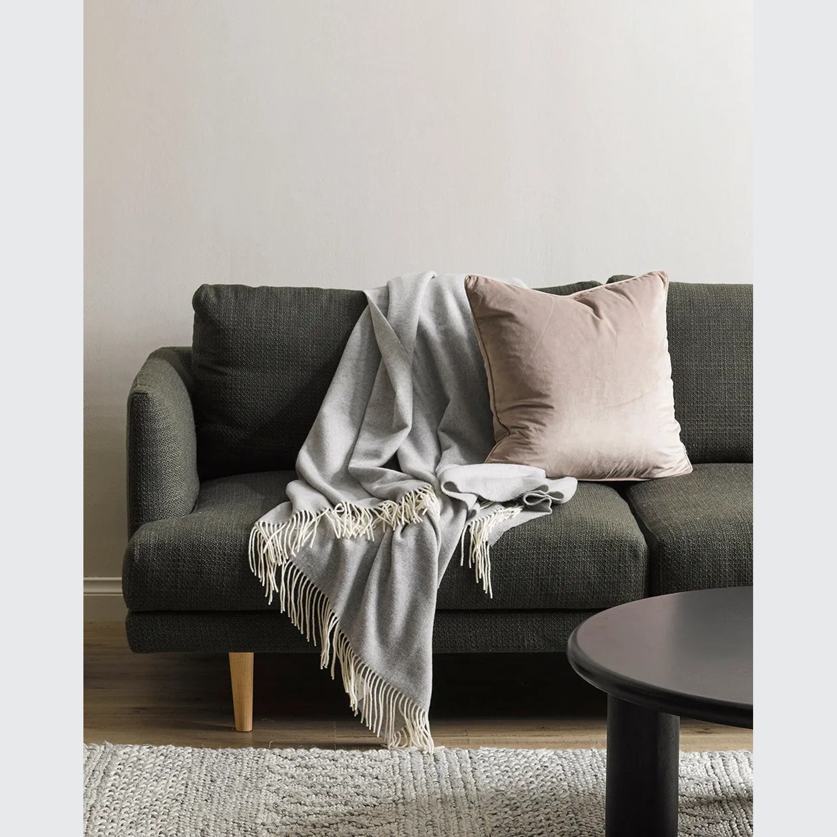 Baya Bambina Throw Blanket - Silver | Merino Wool and Cashmere gallery detail image