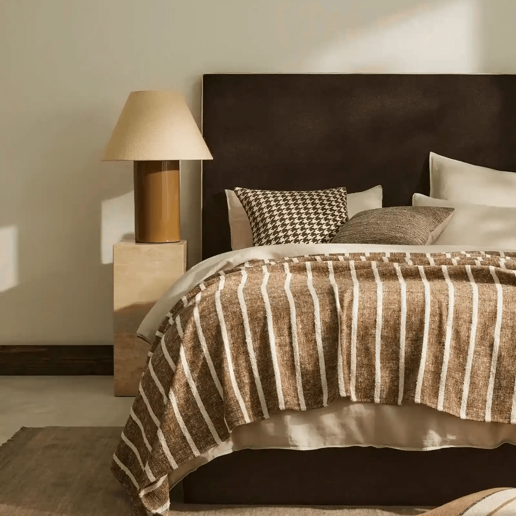 Weave Home Vista Cushion Cover - Natural | Chunky Linen/Wool Blend gallery detail image