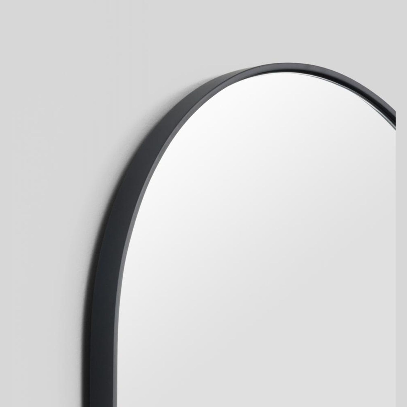 Bjorn Oval Full Length Mirror - Black gallery detail image