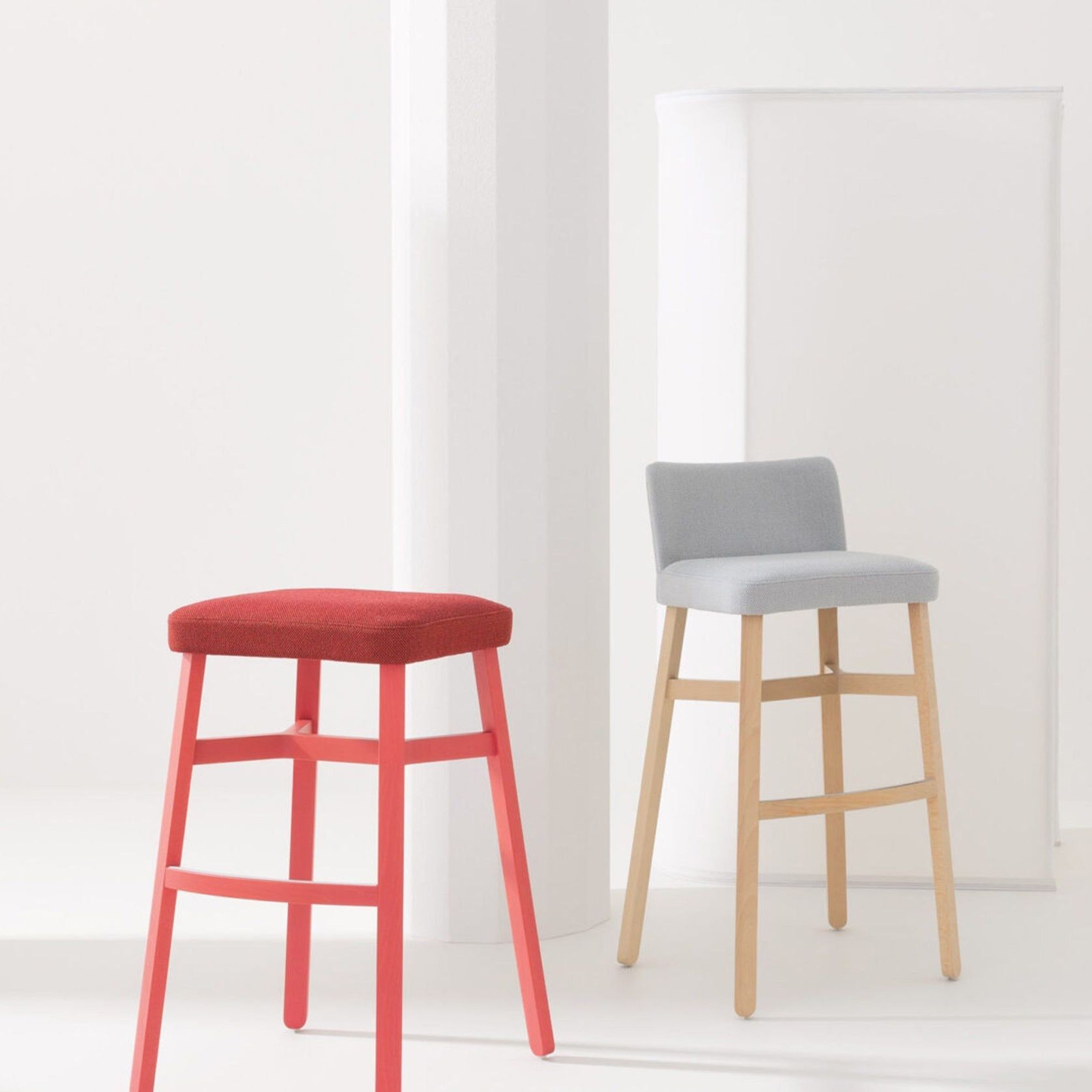 Croissant Stool with Backrest gallery detail image
