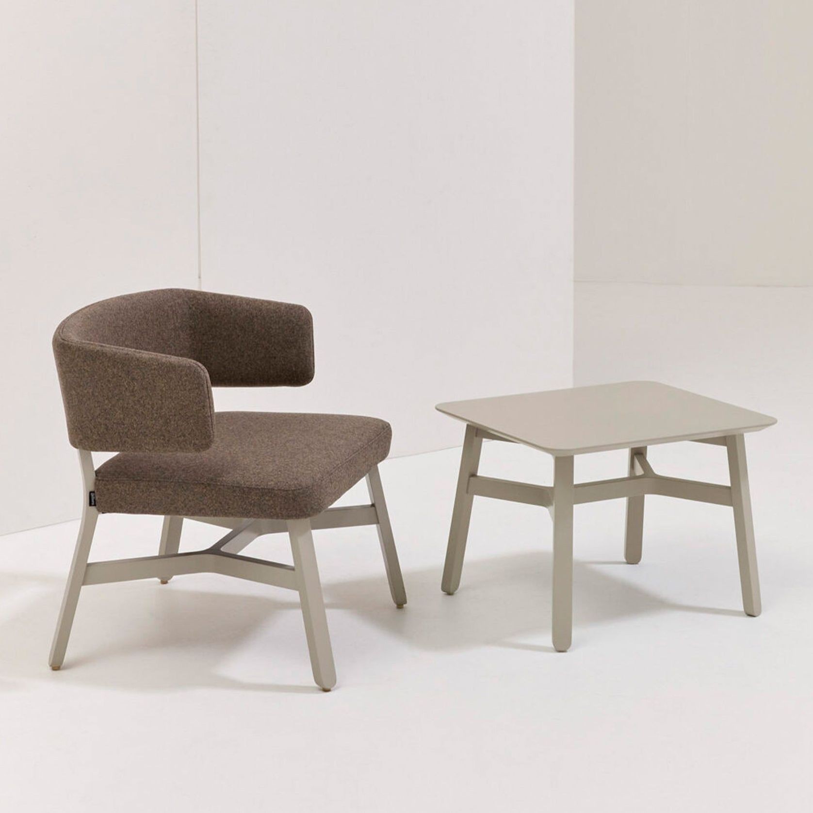 Croissant Lounge Chair gallery detail image