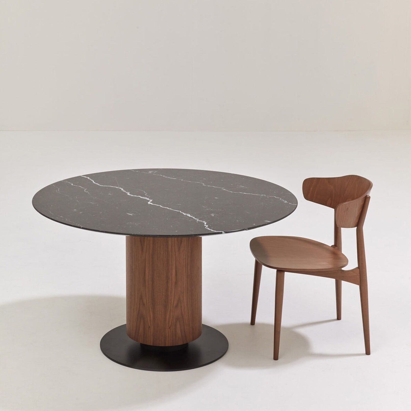 Colonna Table gallery detail image