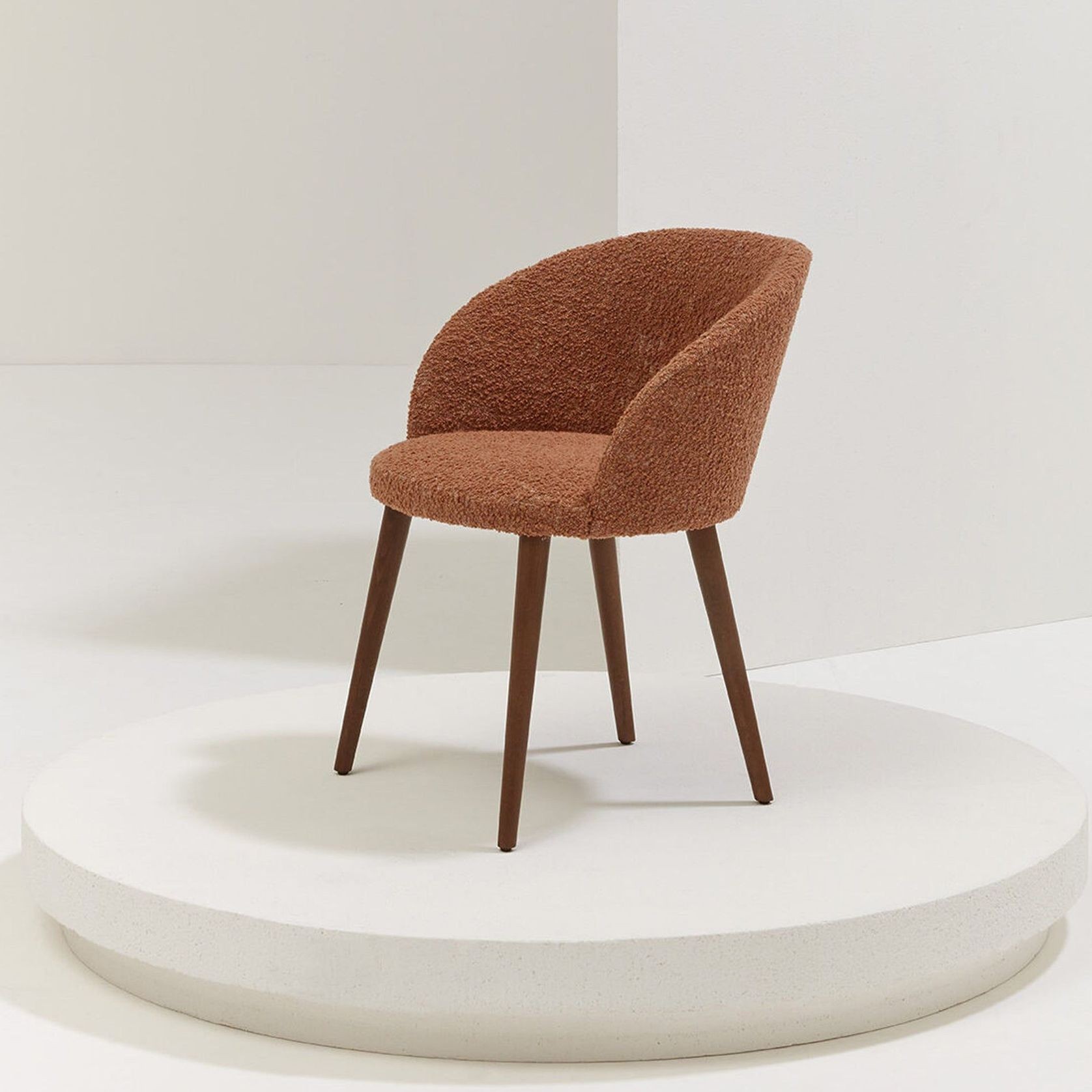 Marilyn Lounge Chair gallery detail image