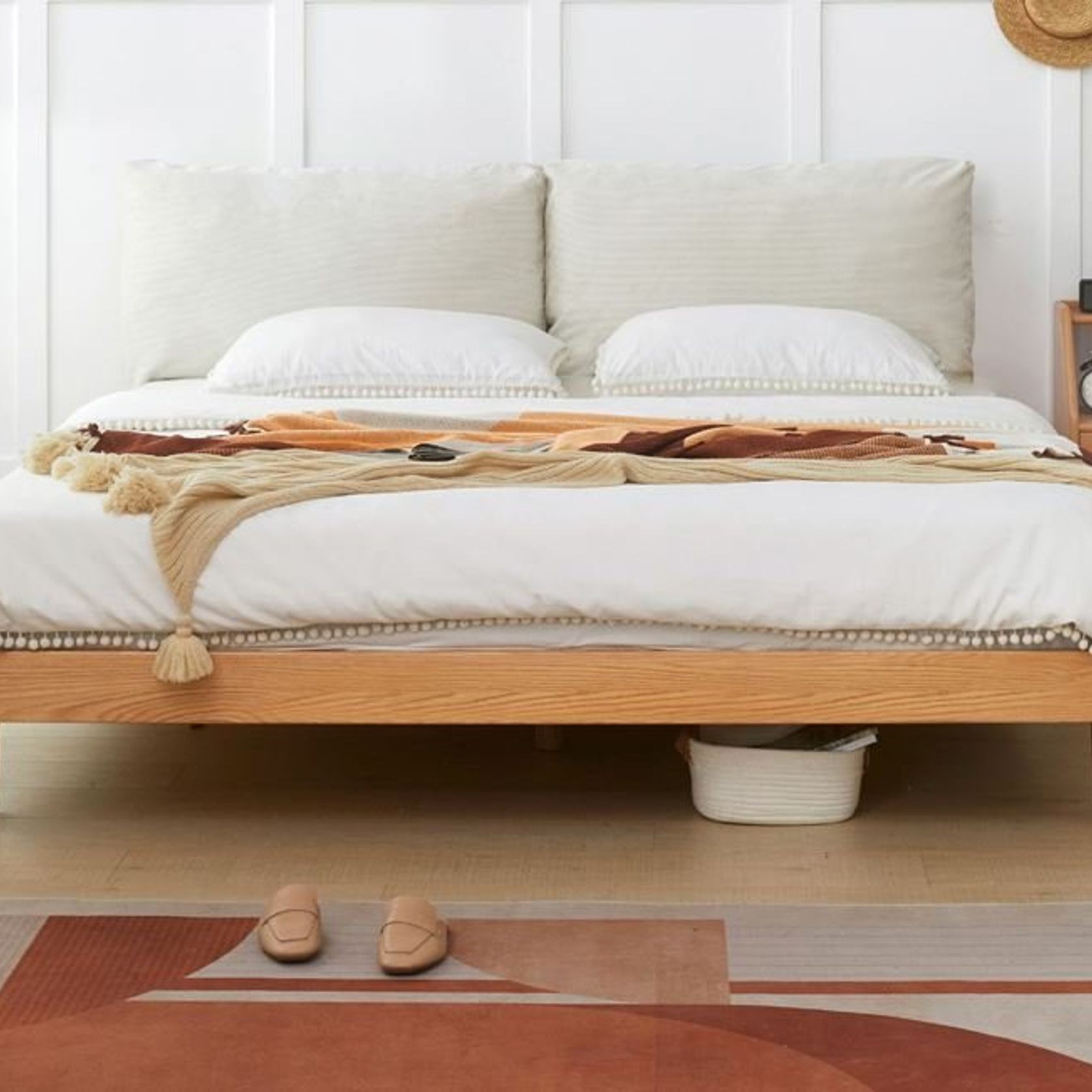 Bremen Natural Solid Oak Bed Frame - Queen Size gallery detail image