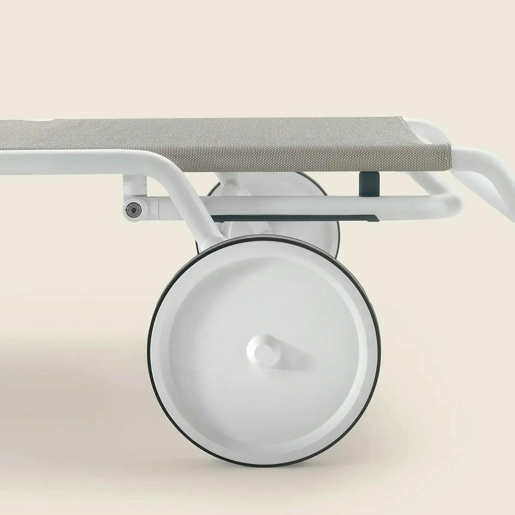 Calipso Outdoor Daybed By Flexform gallery detail image