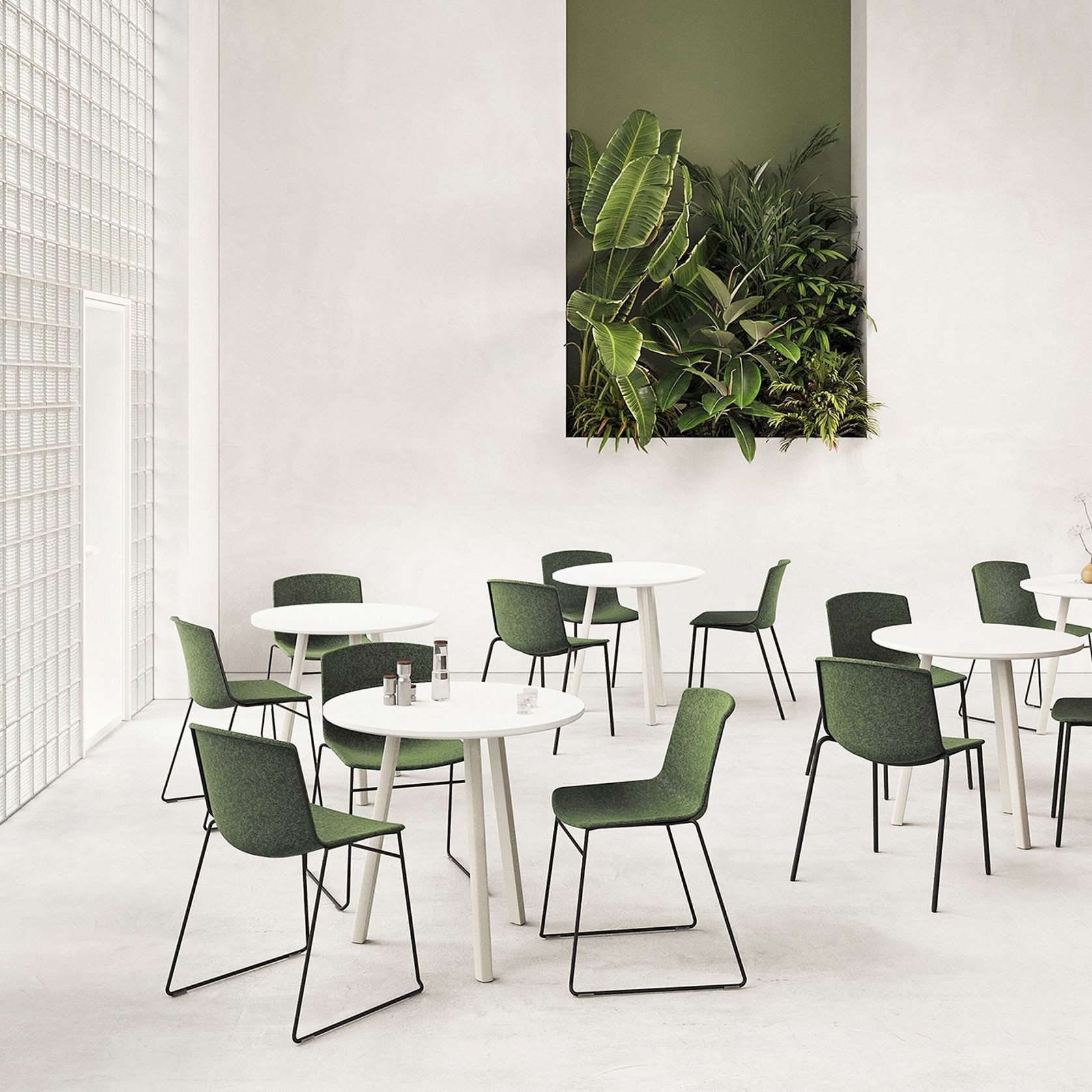 Omega III Chair gallery detail image