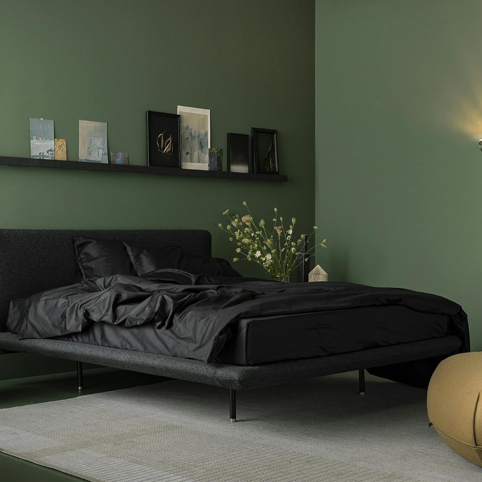 Clapis Bed gallery detail image