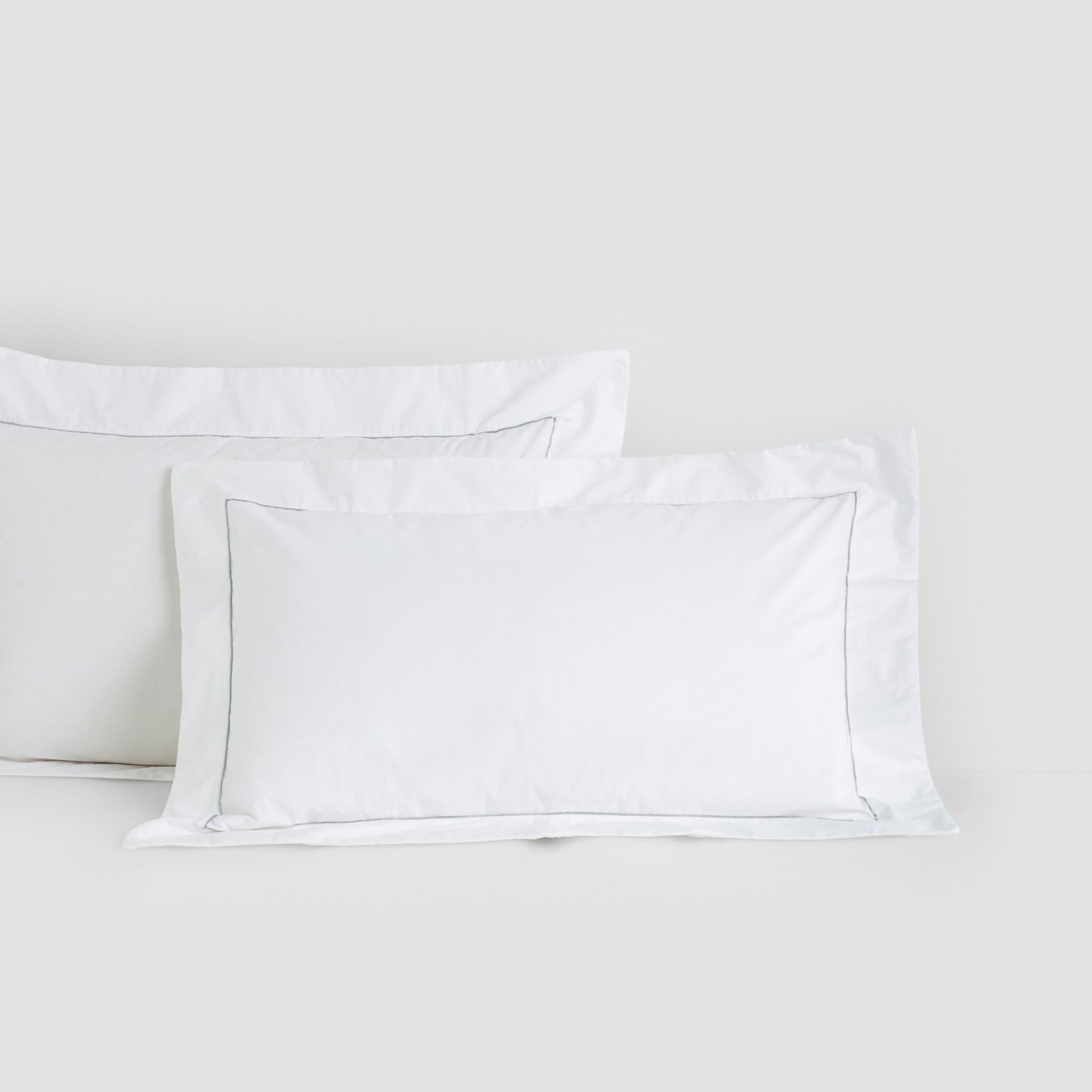 Cotton Percale Pillow Cases with Piping gallery detail image