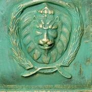 Bordeaux Urn and Base Set 160cm gallery detail image