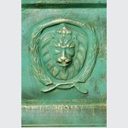 Bordeaux Urn and Base Set 160cm gallery detail image