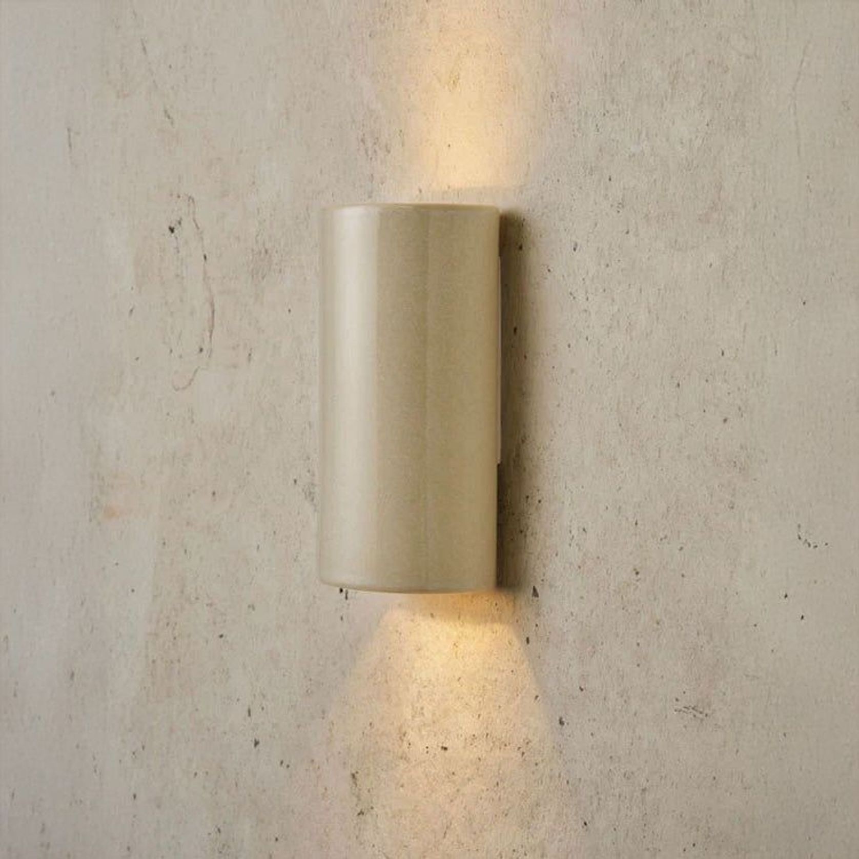 Ceramic Curve Wall Light gallery detail image