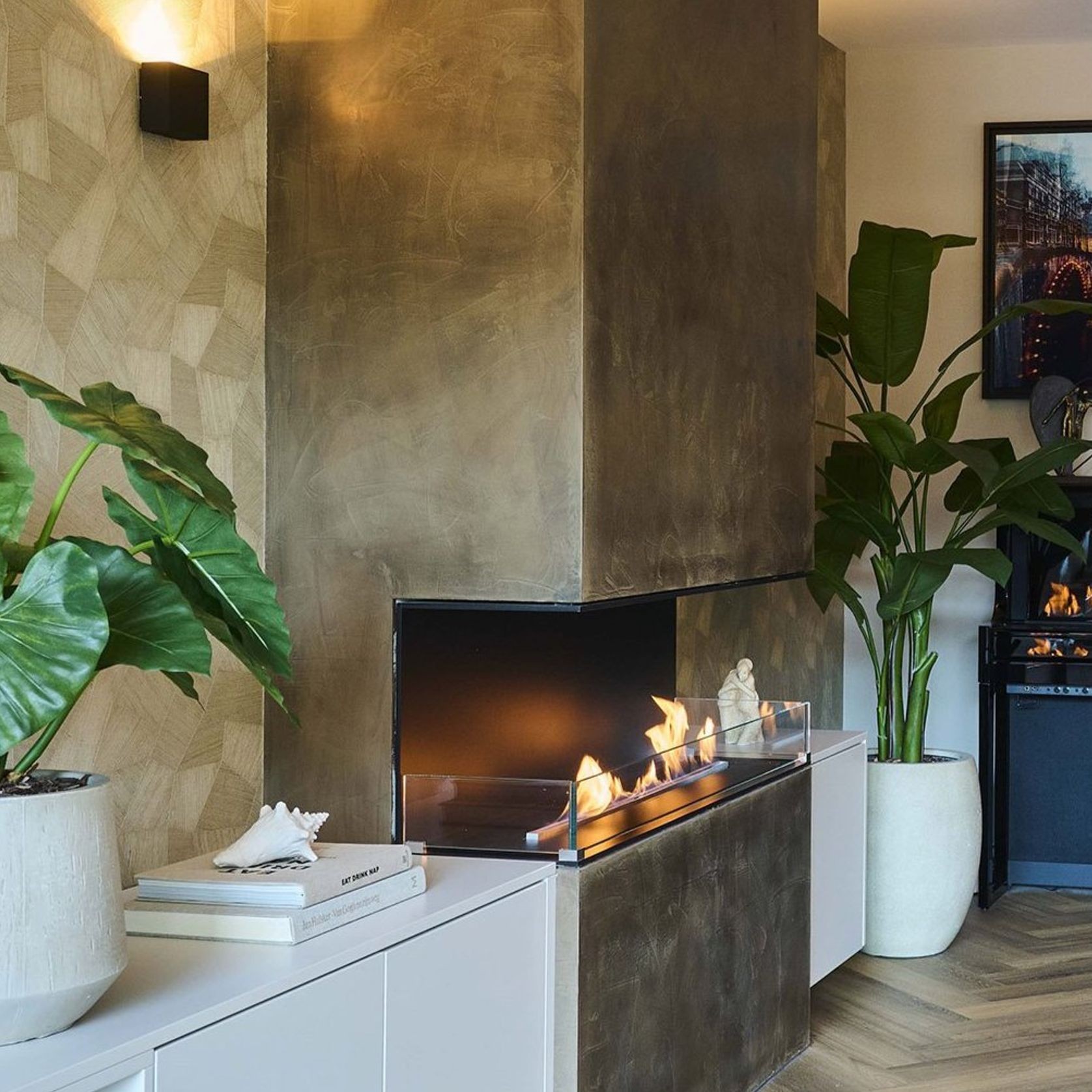 Decoflame Montreal Open Three-Sided Net Zero Fireplace gallery detail image
