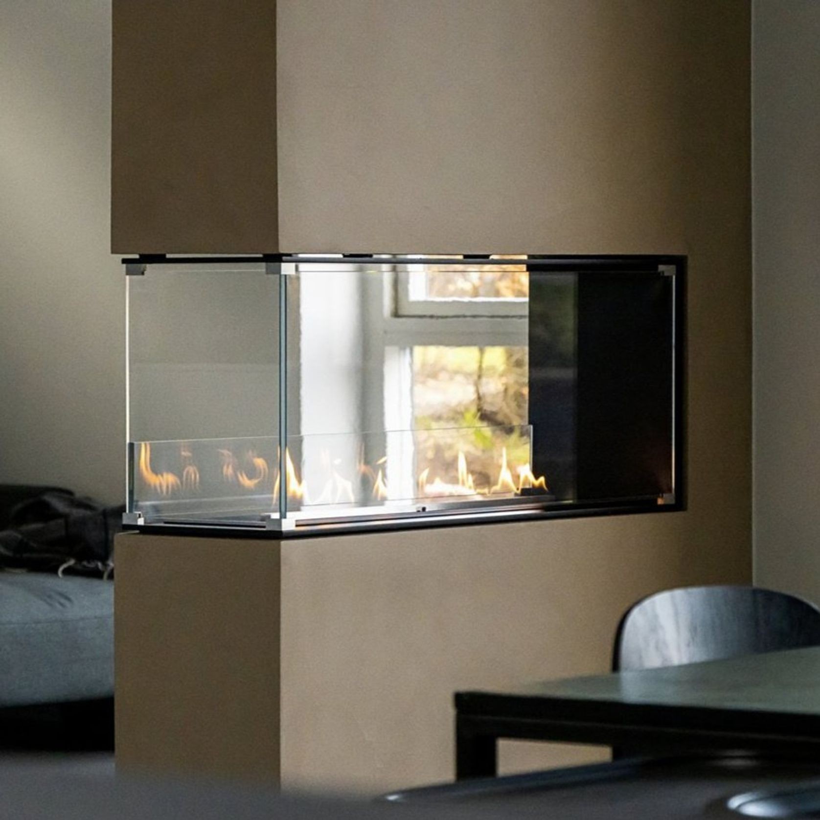 Decoflame Montreal Room Divider BEV Net Zero Fireplace gallery detail image